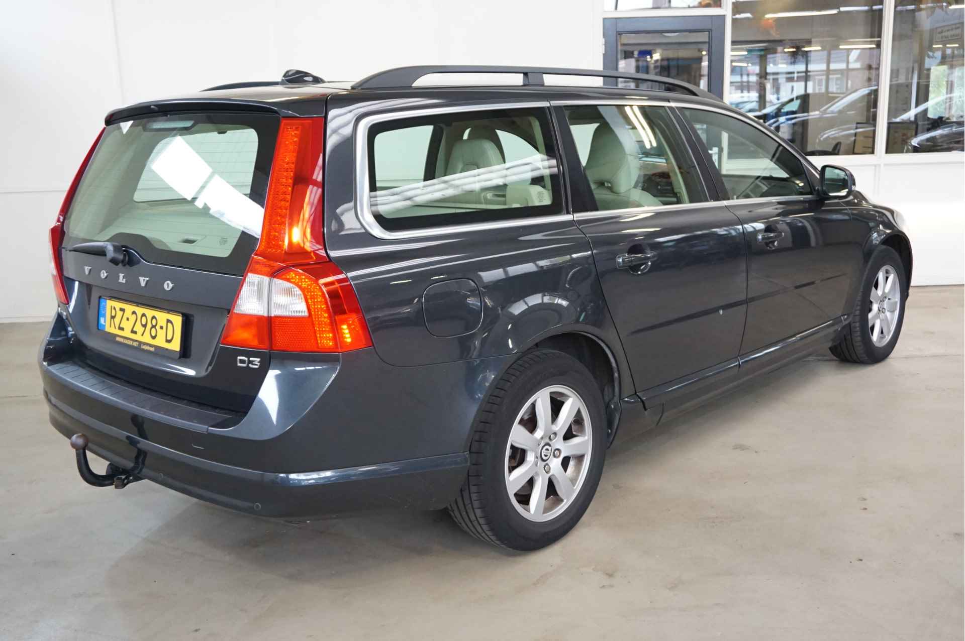 Volvo V70 2.0 D4 Limited Edition Leder Navi Trekhaak - 13/50