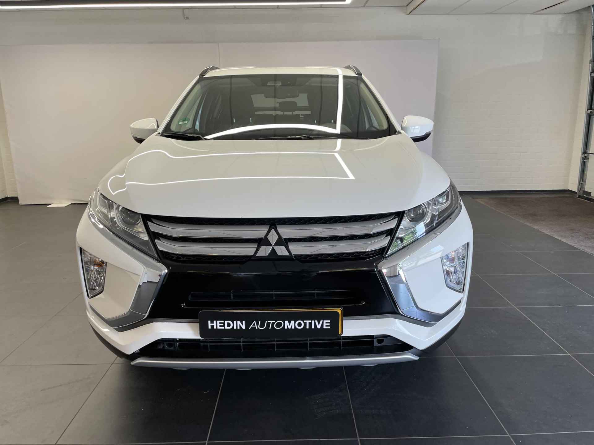 Mitsubishi Eclipse Cross 1.5 DI-T Intense - 2/26