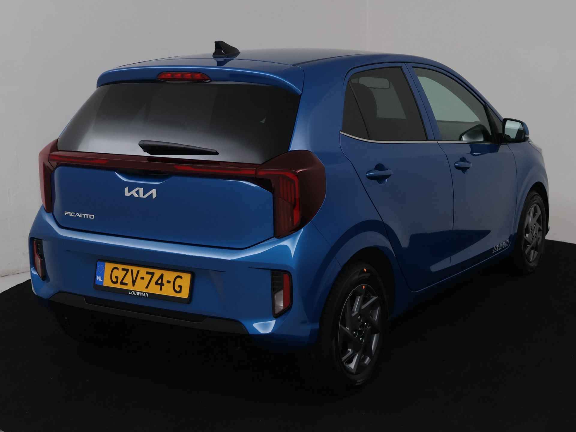 Kia Picanto 1.0 DPI DynamicPlusLine | Sporty Blue | Parkeersensoren | Navigatie | LM velgen | Cruise Control | Beschikbaar per 15-05-2025 - 17/38