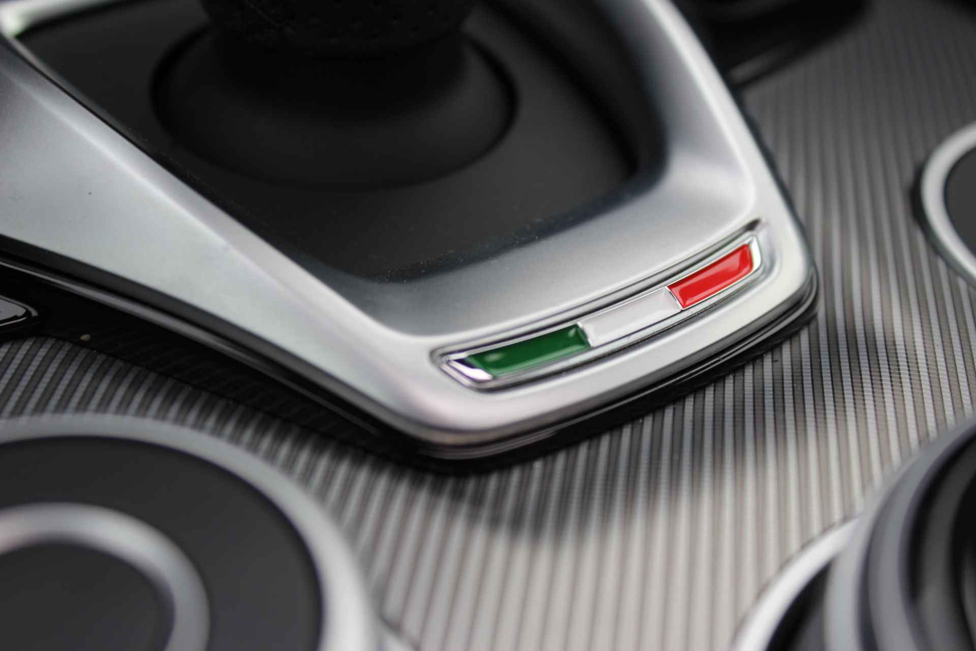 Alfa Romeo Stelvio 2.0 T GME AWD Veloce | New Model | Panoramadak | Full Options - 49/50