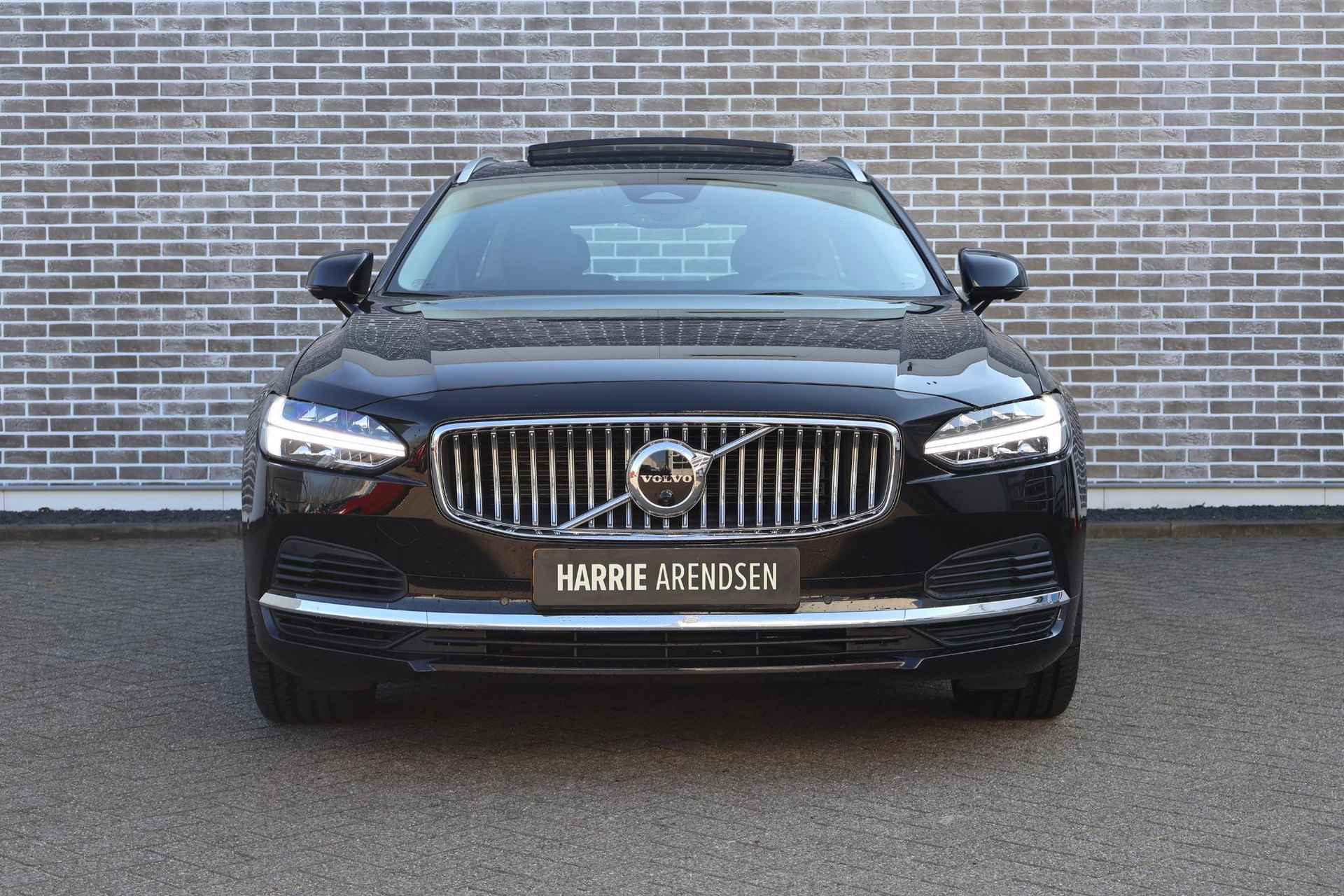 Volvo V90 Recharge T6 AWD Inscription | Long Range | Panoramadak | 360 parkeercamera | Head Up Display | Trekhaak | Geventileerde Stoelen | Stoel/Stuurverwarming | - 3/33