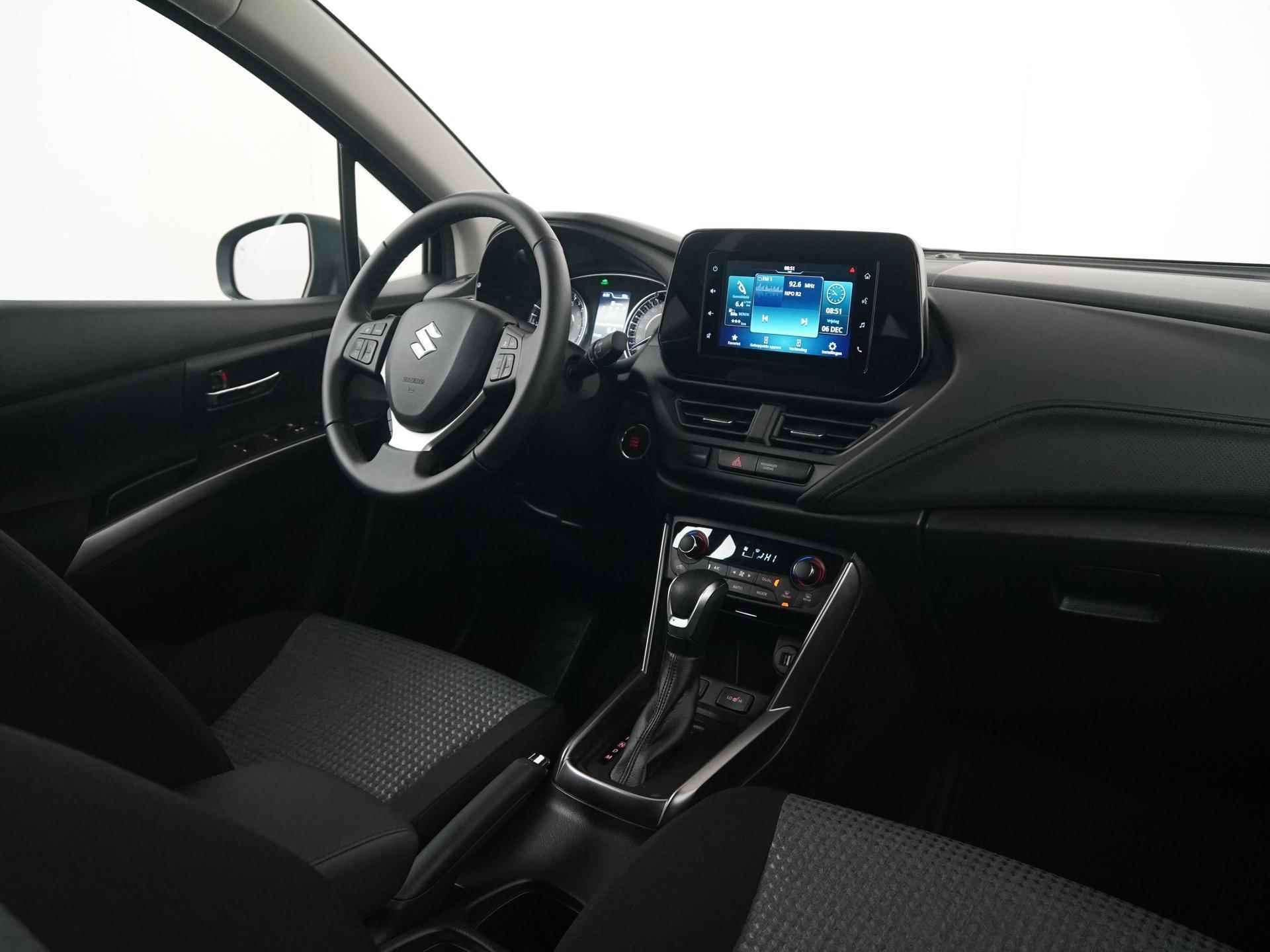 Suzuki S-Cross 1.5 Hybrid Select | Camera | Blind Spot | Apple/Android Carplay | Zondag Open! - 2/35