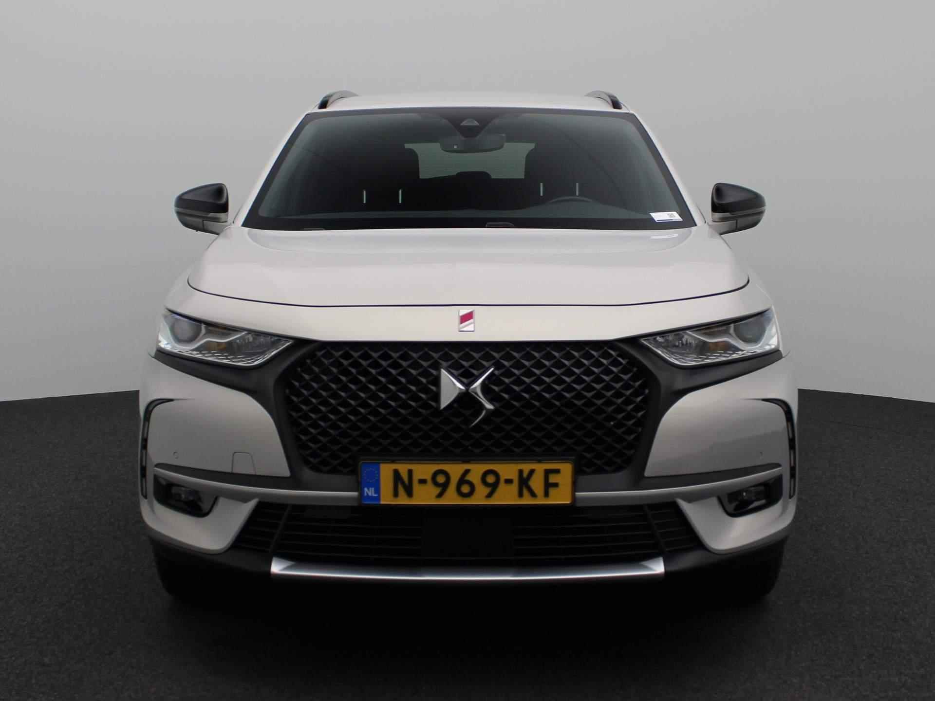 DS 7 Crossback 1.2 PureTech Performance Line | Automaat | Virtual cockpit | Climate control | Navigatie | Trekhaak | DAB | Apple carplay | Half-Leder | LMV | Parkeer sesnsoren | LED | - 4/47