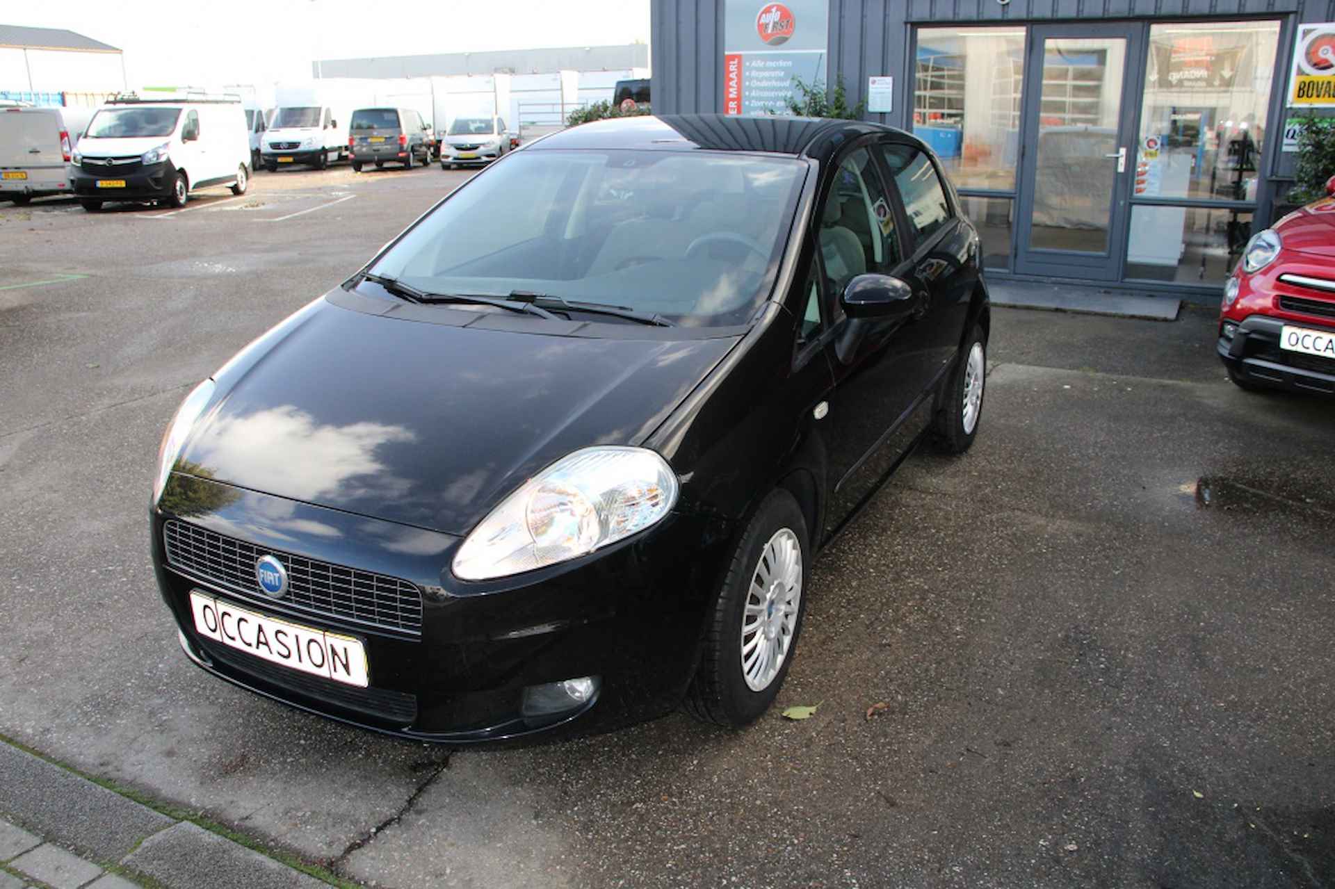 Fiat Grande Punto 1.4-16V Dynamic - 2/18