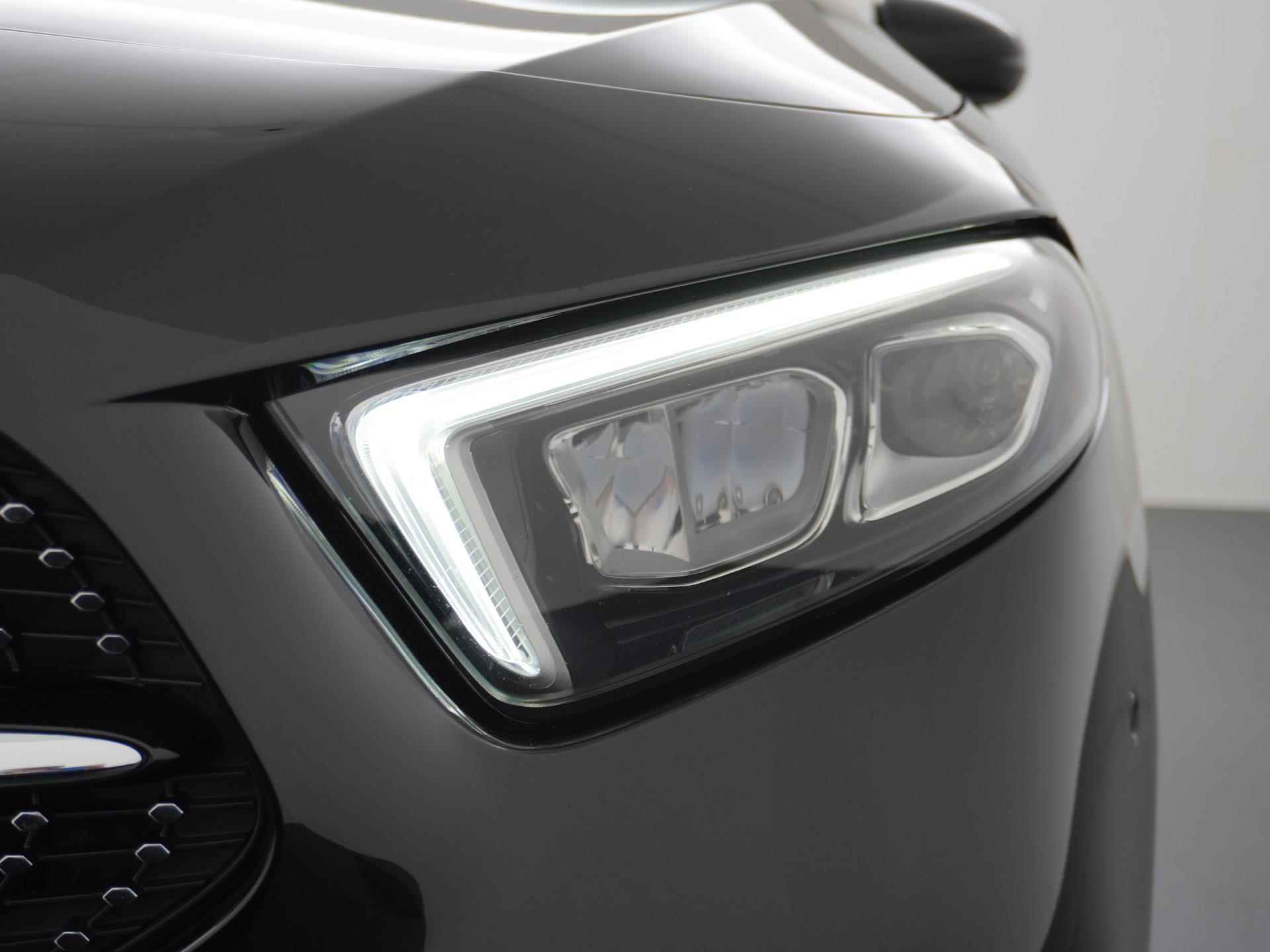 Mercedes-Benz A-klasse 180 Business Solution AMG Night Upgrade | PANO SCHUIF/OPENDAK | STOELVERW. | CAMERA | - 14/49