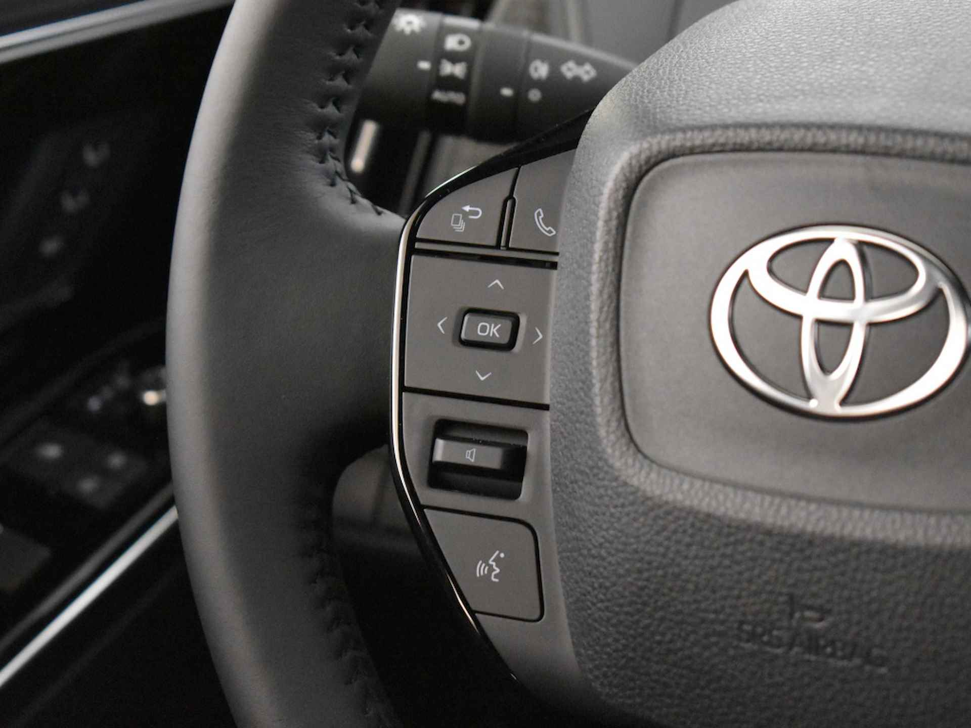 Toyota bZ4X Premium 2WD | 3-Fase | Nieuw | Direct leverbaar - 30/40