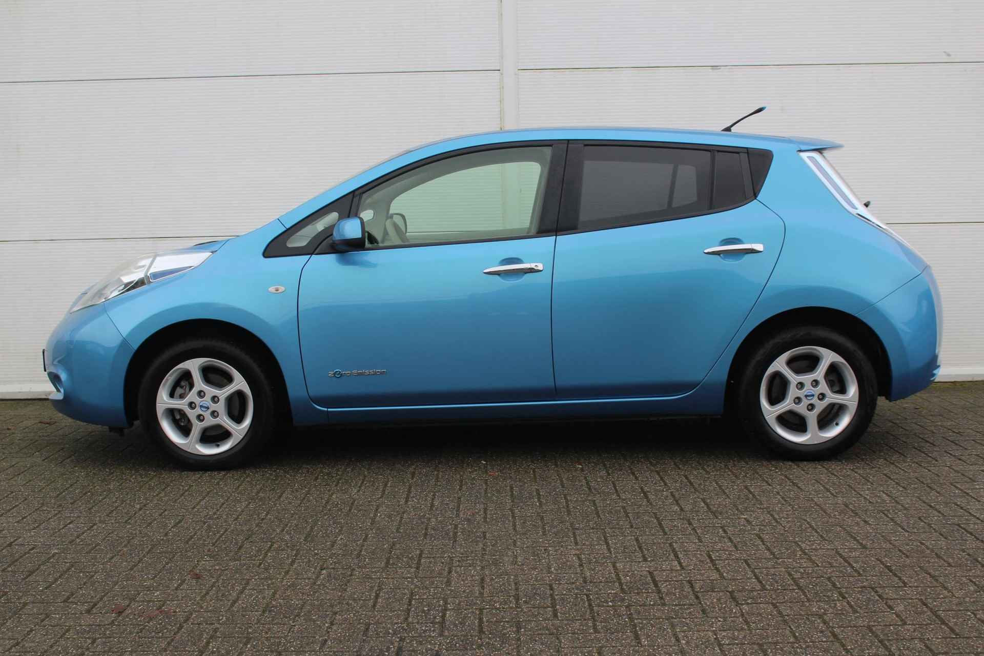 Nissan LEAF 24 kWh / €2000,- Subsidie Mogelijk! / Navigatie / Achteruitrijcamera / Cruise Control / Climate Control / - 8/41