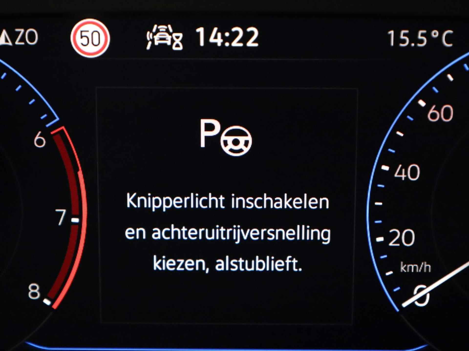Volkswagen T-Roc 1.0TSI/110PK Life · Navigatie · Parkeersensoren · Stoelverwarming - 11/38