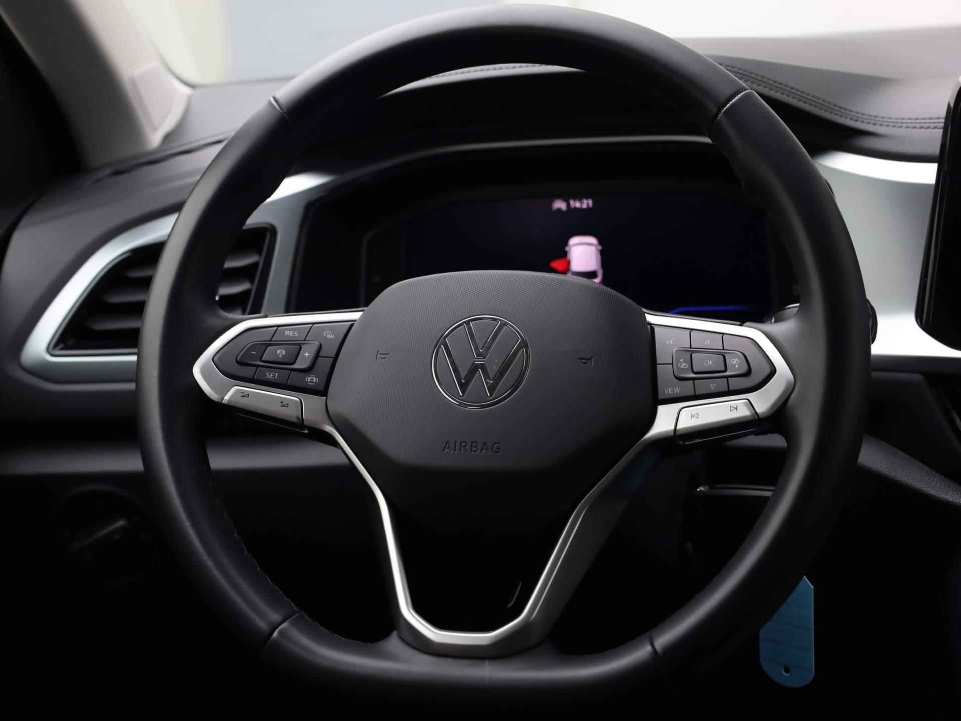 Volkswagen T-Roc 1.0TSI/110PK Life · Navigatie · Parkeersensoren · Stoelverwarming - 22/38