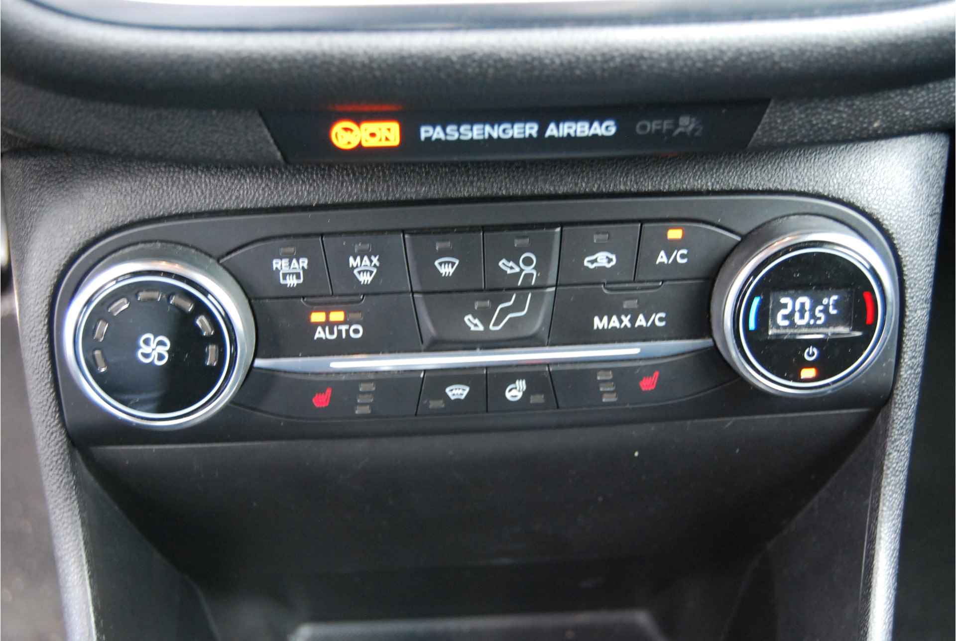 Ford Fiesta 1.0 EcoBoost ST-Line NL-AUTO | NAVI | 18" VELGEN | WINTERPACK | CLIMATE | KEYLESS | ST-SPOILER - 22/41
