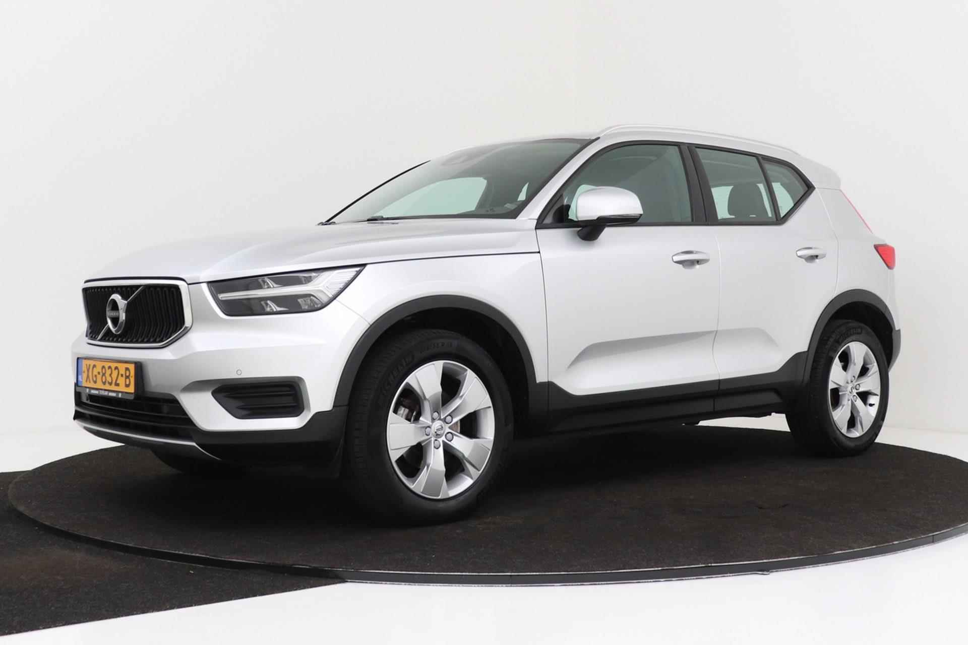 Volvo XC40 1.5 T3 Momentum | Org NL | Camera | Digital Cockpit | Stoel-/Stuurverwarming | - 5/40