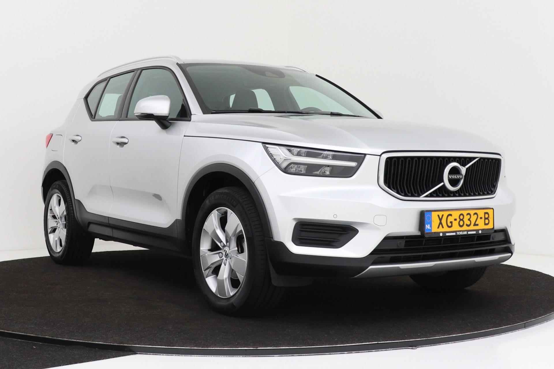 Volvo XC40 1.5 T3 Momentum | Org NL | Camera | Digital Cockpit | Stoel-/Stuurverwarming | - 12/40