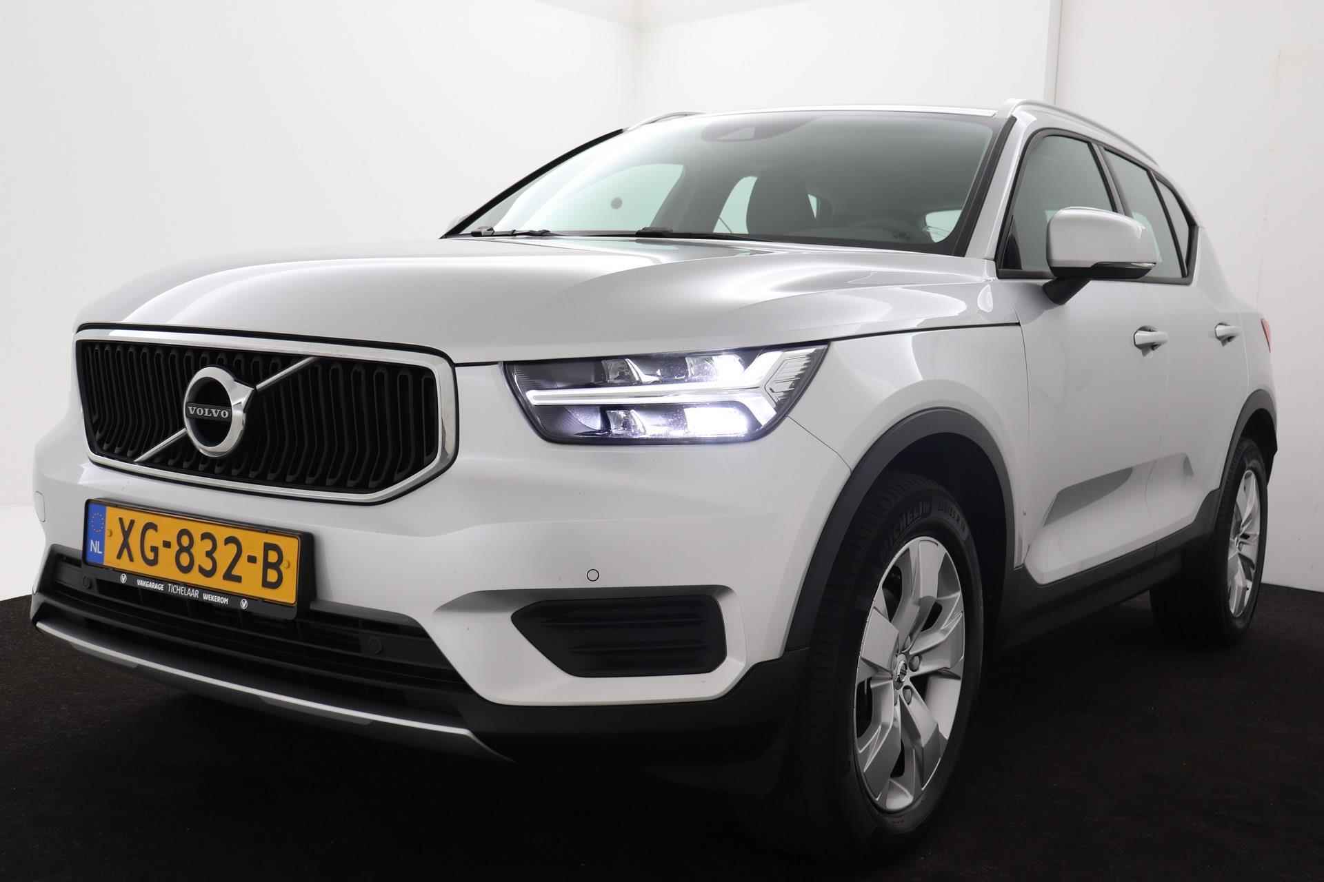 Volvo XC40 1.5 T3 Momentum | Org NL | Camera | Digital Cockpit | Stoel-/Stuurverwarming | - 34/40