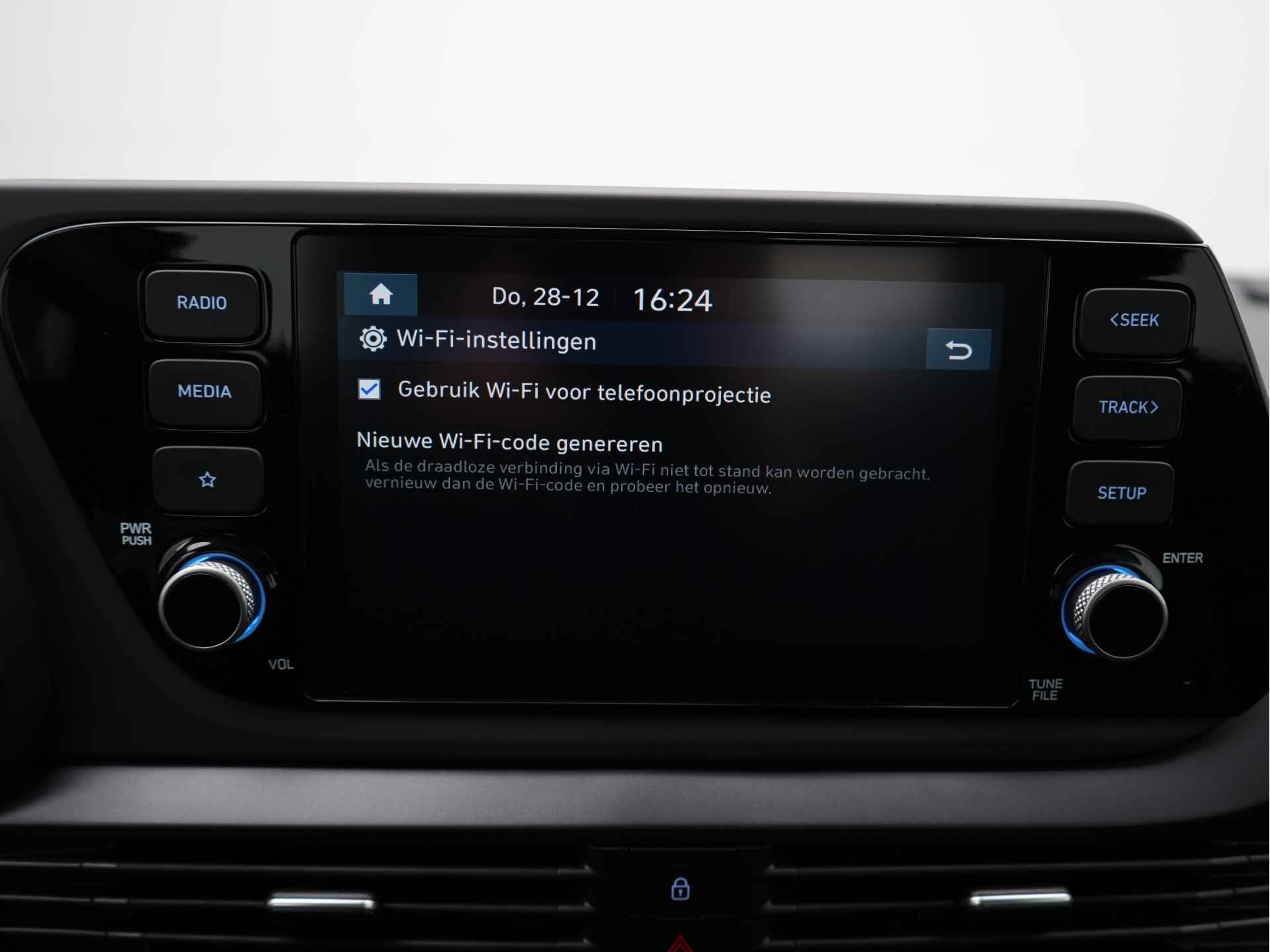 Hyundai i20 1.0 T-GDI Comfort FACELIFT Met Apple Carplay Navigatie, Airconditioning en Lichtmetalen velgen Uit voorraad leverbaar - 23/32