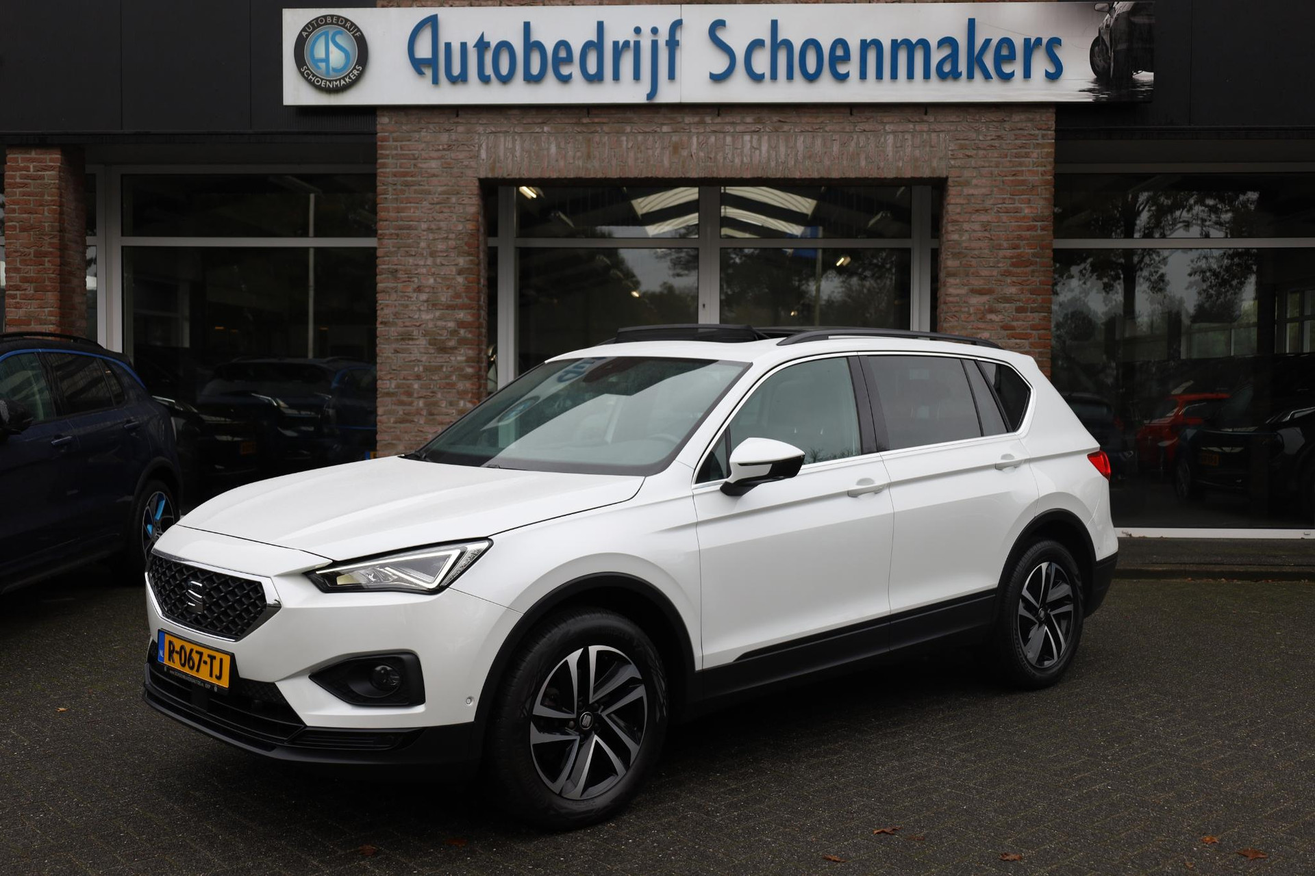 SEAT Tarraco 1.5 TSI URBAN  7p. TREKHAAK CAMERA DAB PANO CARPLAY BEATS 18"LMV NAVI CARPLAY CRUISE 2xPDC CLIMA STOELVERWARMING