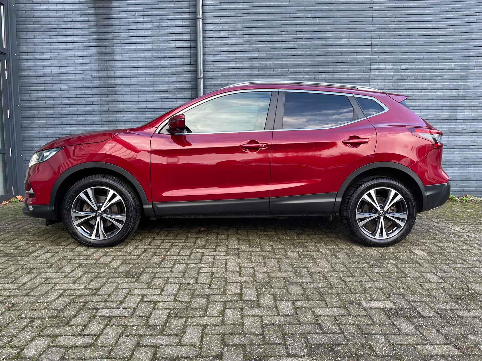 NISSAN Qashqai 1.3 DIG-T 140pk N-Connecta | Panoramadak | Navigatie & Carplay | Trekhaak 1300kg | 360 Parkeercamera | Cruisecontrol | Climatecontrol | - 13/39