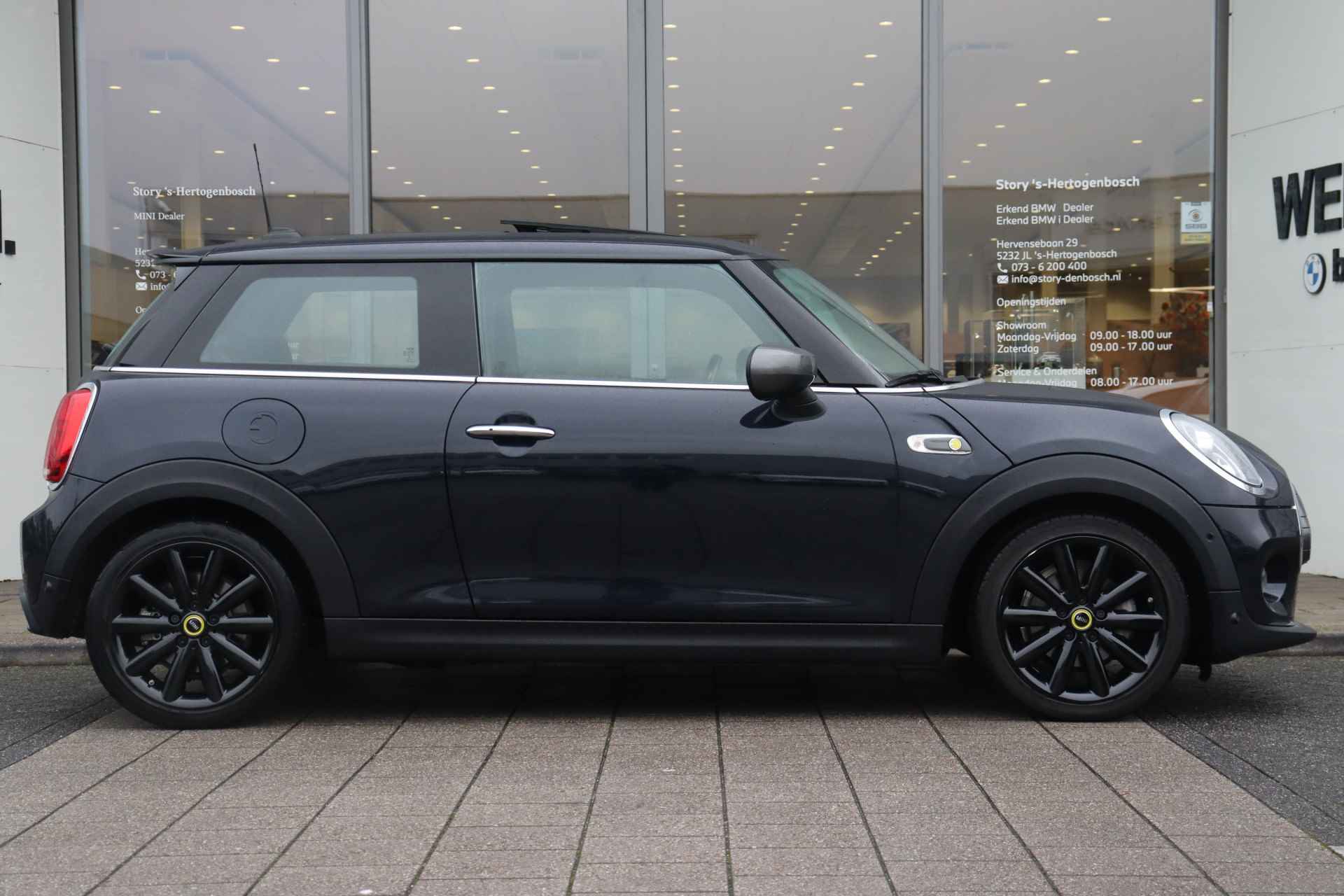 MINI Electric Yours / Panoramadak / Achteruitrijcamera / Adaptieve LED / Sportstoelen / Comfort Access / Apple CarPlay - 12/33