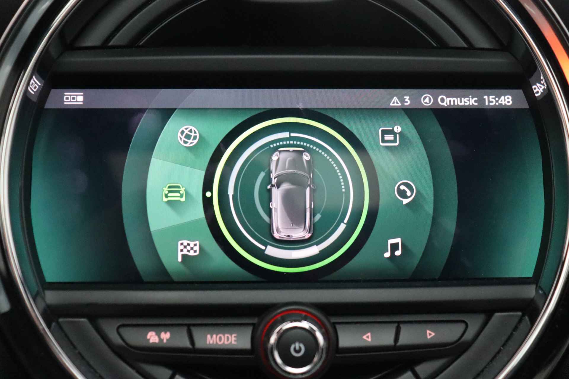 MINI Electric Yours / Panoramadak / Achteruitrijcamera / Adaptieve LED / Sportstoelen / Comfort Access / Apple CarPlay - 18/33