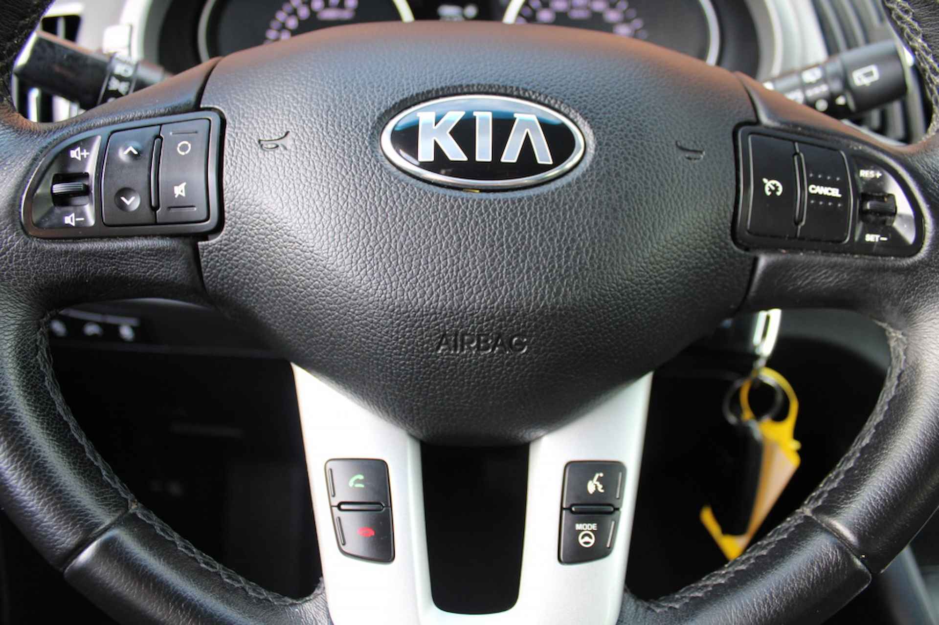 Kia Sportage 1.6 GDI World Cup Edition Leder Clima Winterpack Camera - 23/40