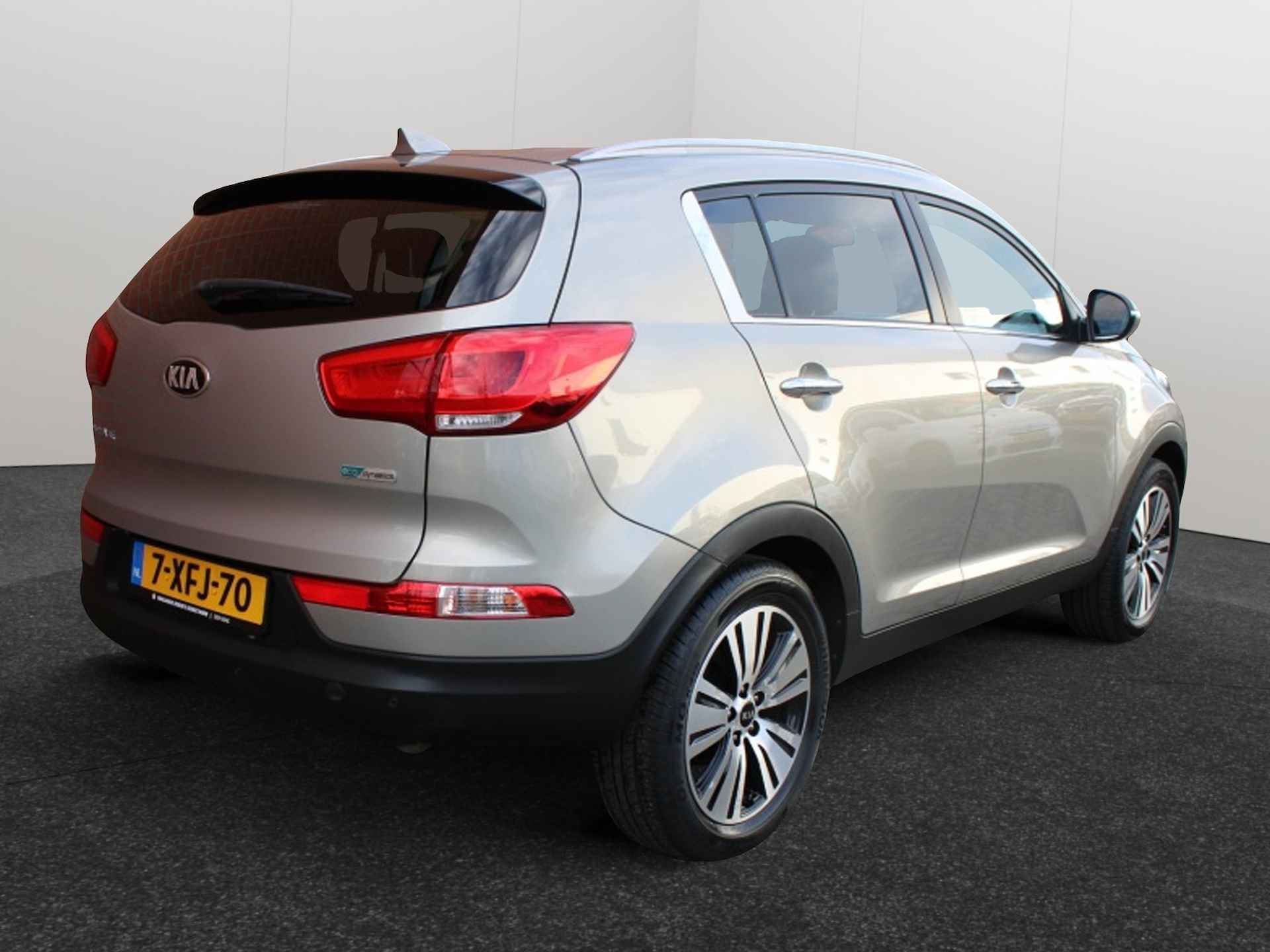 Kia Sportage 1.6 GDI World Cup Edition Leder Clima Winterpack Camera - 34/40