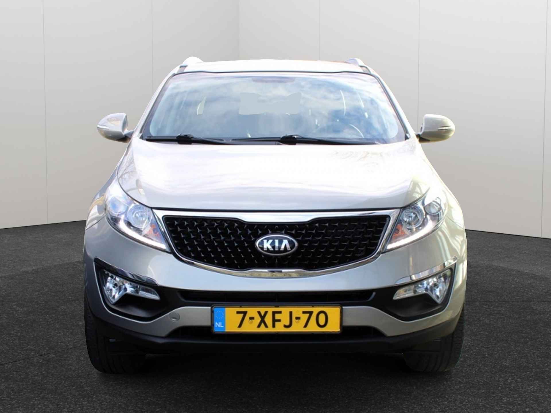 Kia Sportage 1.6 GDI World Cup Edition Leder Clima Winterpack Camera - 37/40