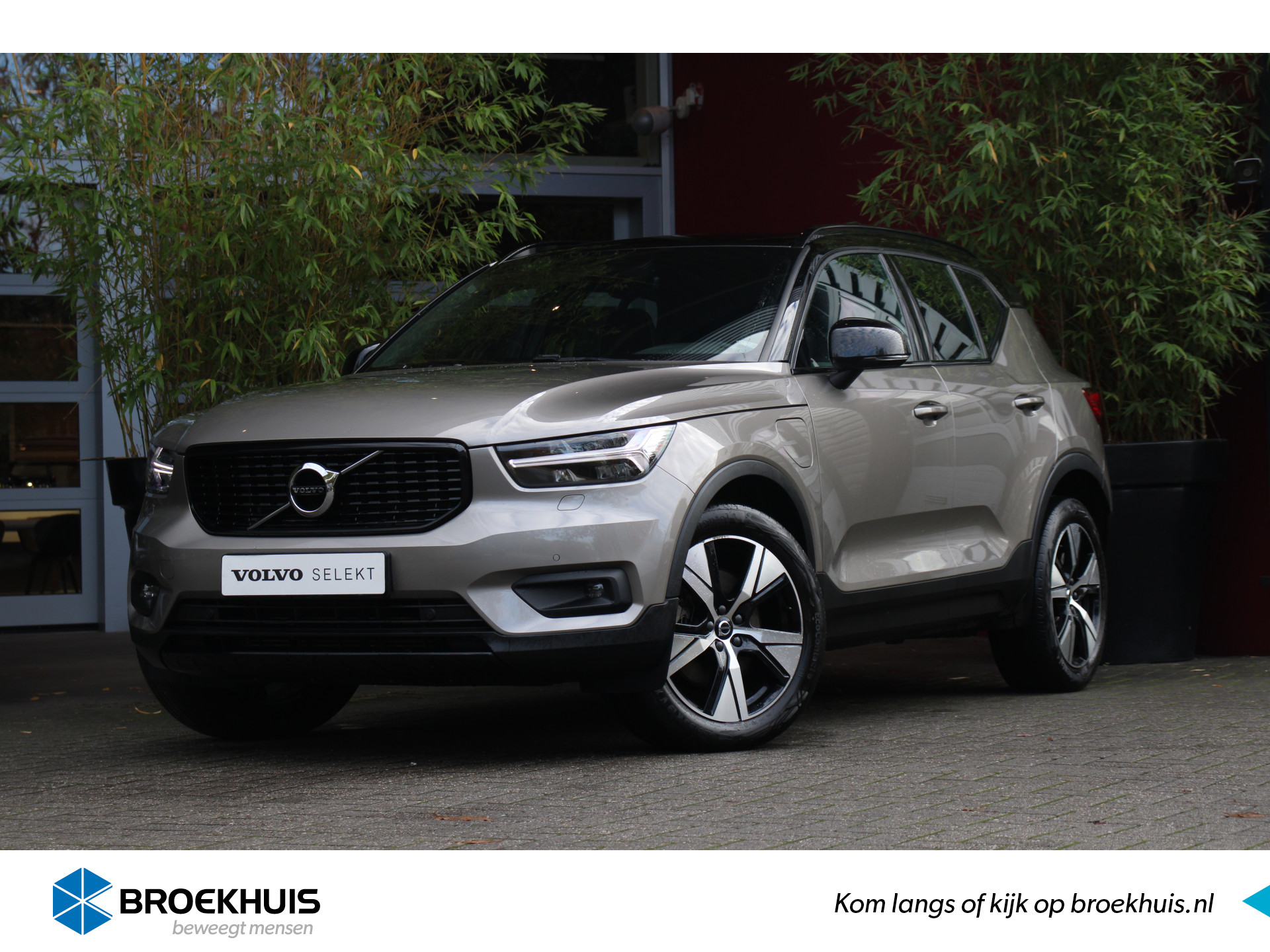 Volvo XC40 T4 Recharge R-Design | Adaptive Cruise | Camera | Harman/Kardon | Stuur/stoelverwarming