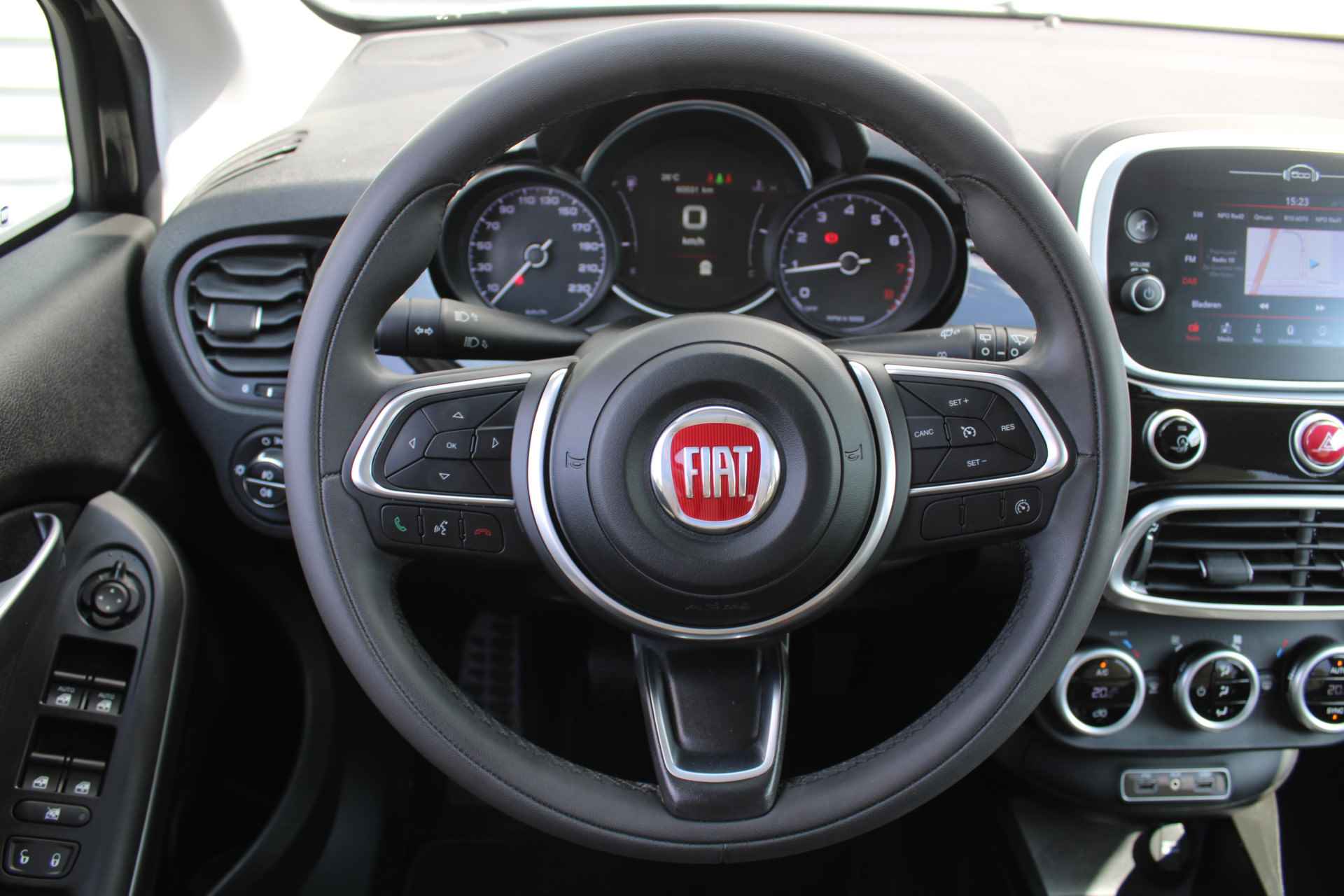 Fiat 500X Cross 1.0 GSE City Cross Opening Edition | Navi | Airco | Cruise | PDC | 17" LM | - 11/32