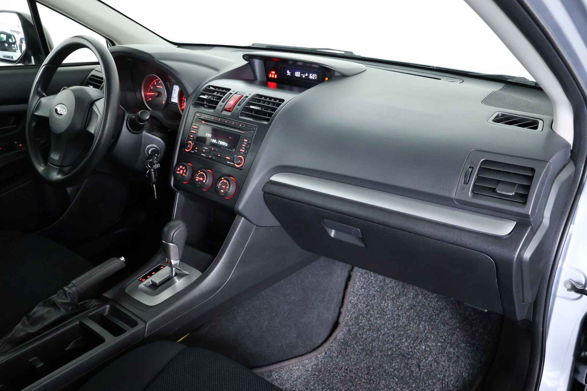 Subaru Impreza 1.6i 4WD Comfort / Aut / Clima - 3/20