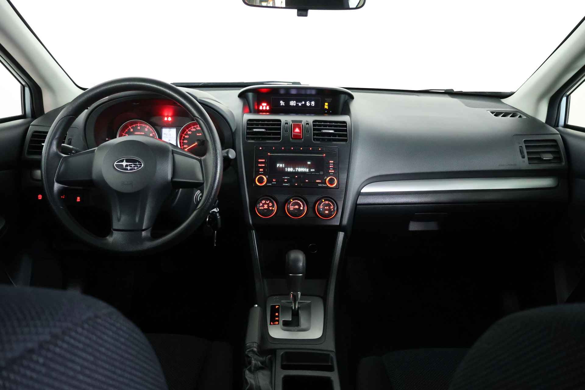 Subaru Impreza 1.6i 4WD Comfort / Aut / Clima - 18/20