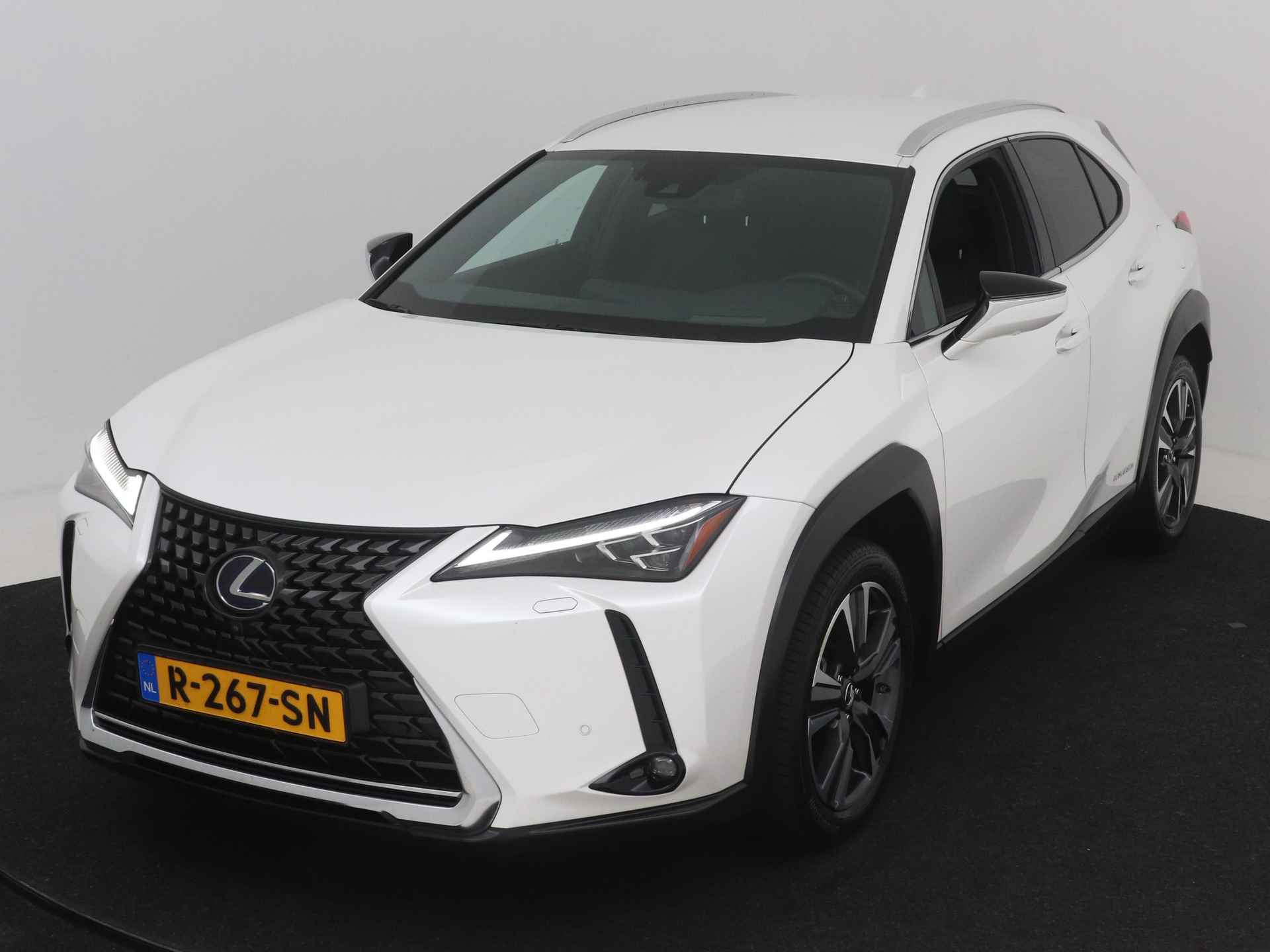 Lexus UX 250h Executive Line Limited | Apple Carplay/ Android Auto | Stoelverwarming en -ventilatie | Safety System+ | - 28/59