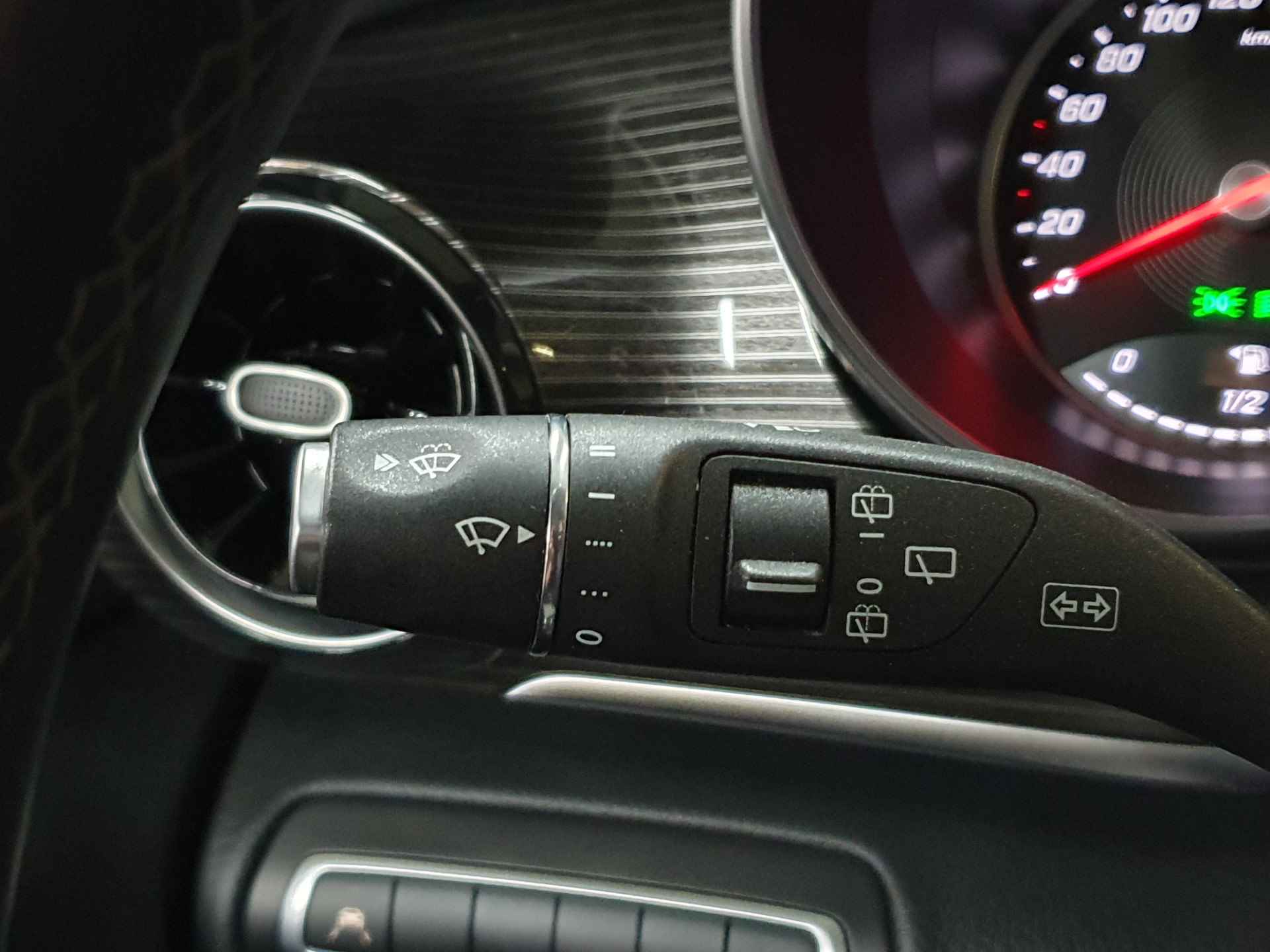 Mercedes-Benz V-Klasse 250d 190pk Lang Avantgarde 7P | LED intel | Leer | 2x el.Schuifdeur | Automaat | Navi | Apple en Android | Cruise - 12/48