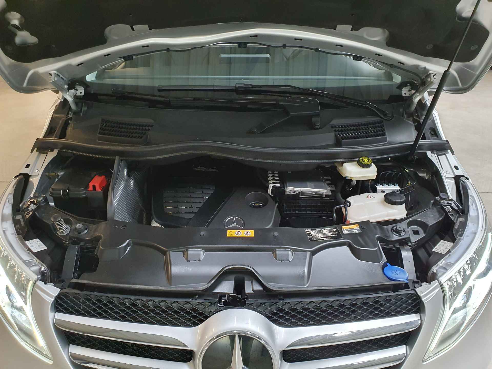 Mercedes-Benz V-Klasse 250d 190pk Lang Avantgarde 7P | LED intel | Leer | 2x el.Schuifdeur | Automaat | Navi | Apple en Android | Cruise - 45/48