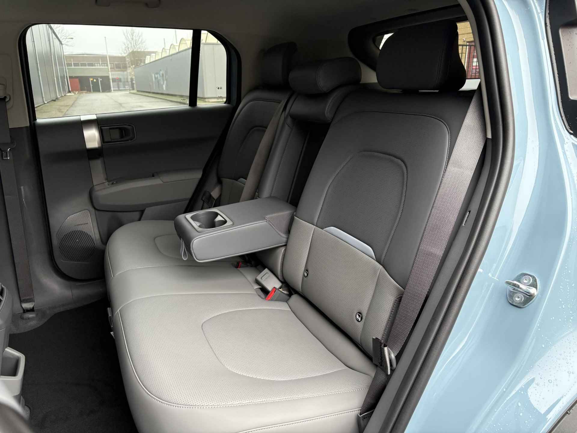 Kia EV3 Plus Advanced 81.4 kWh FROST BLUE | VEGAN LEDEREN STOELBEKLEDING | AUTO ACHTERKLEP | HARMAN KARDON SOUND SYSTEM | SCHUIF KANTEL DAK | 19 INCH LICHTMETALEN VELGEN - 12/46