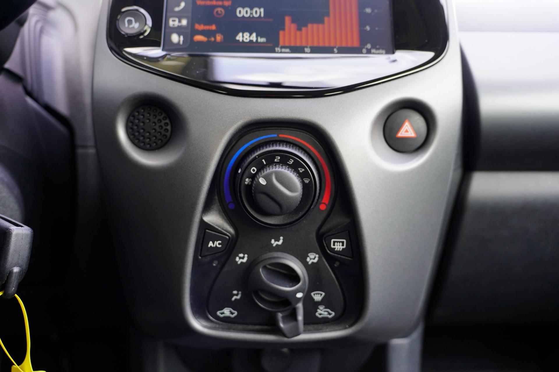 Toyota Aygo 1.0 VVT-i x-play Apple Carplay - 23/39