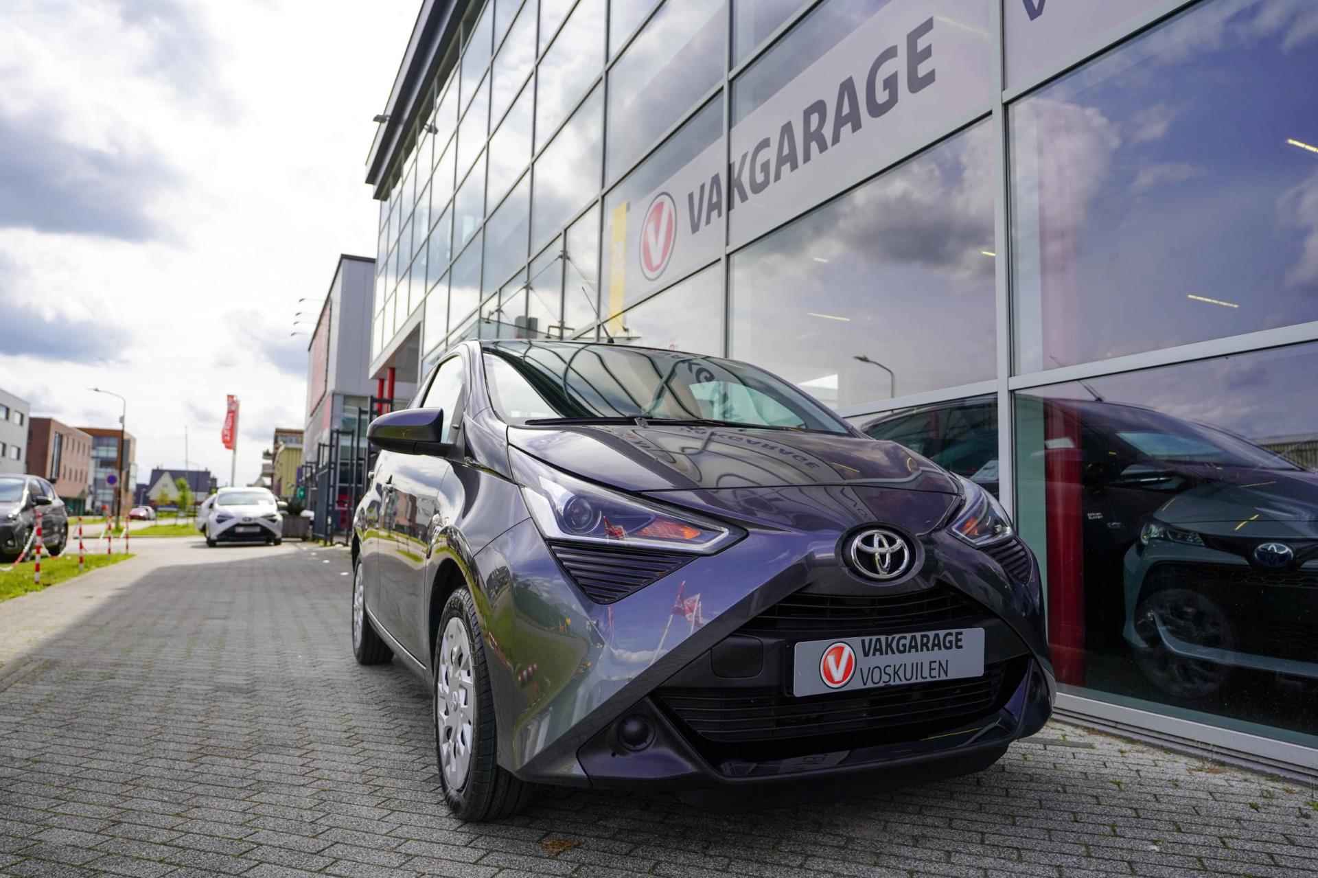 Toyota Aygo 1.0 VVT-i x-play Apple Carplay - 33/39