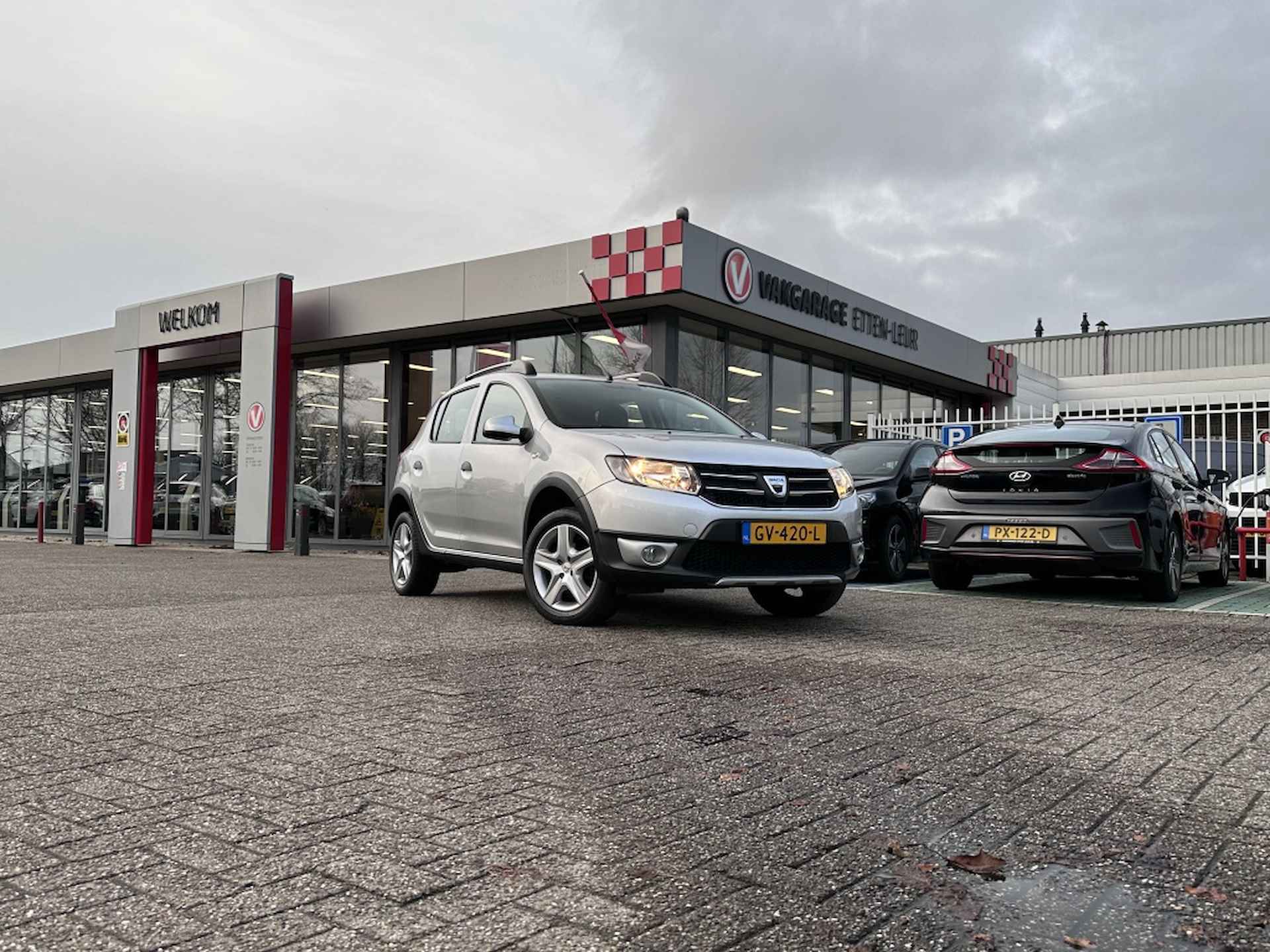 Dacia Sandero 0.9 TCe Stepway Laureate / TREKHAAK / AIRCO / PARKEERSENSOREN - 3/24