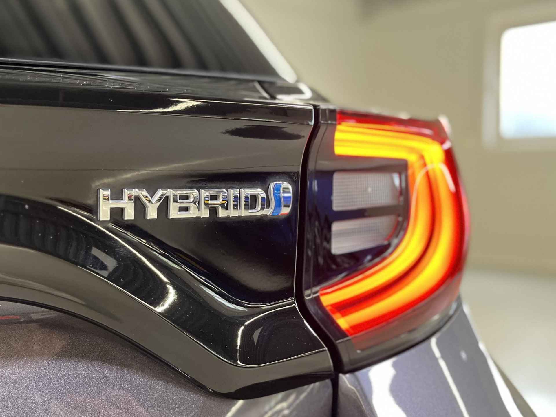 Toyota Yaris 1.5 Hybrid Active Limited | Apple Carplay / Android Auto | Camera | Stoelverwarming | - 8/32
