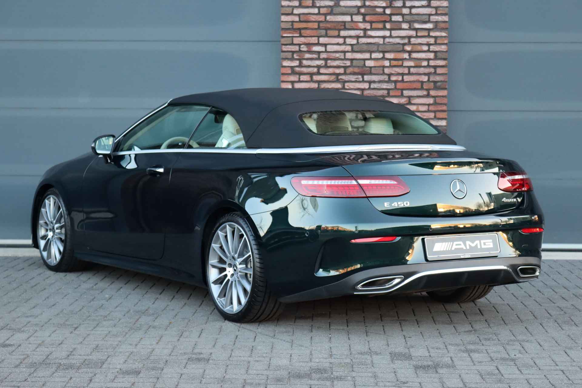 Mercedes-Benz E-Klasse Cabrio 450 4MATIC AMG Line Aut9 | Airmatic | Distronic+ | Carbon | Stoelventilatie | Verwarmd Stuurwiel | Burmester | HUD | Airscarf | Soft-Close | Memory | Massage | - 18/51