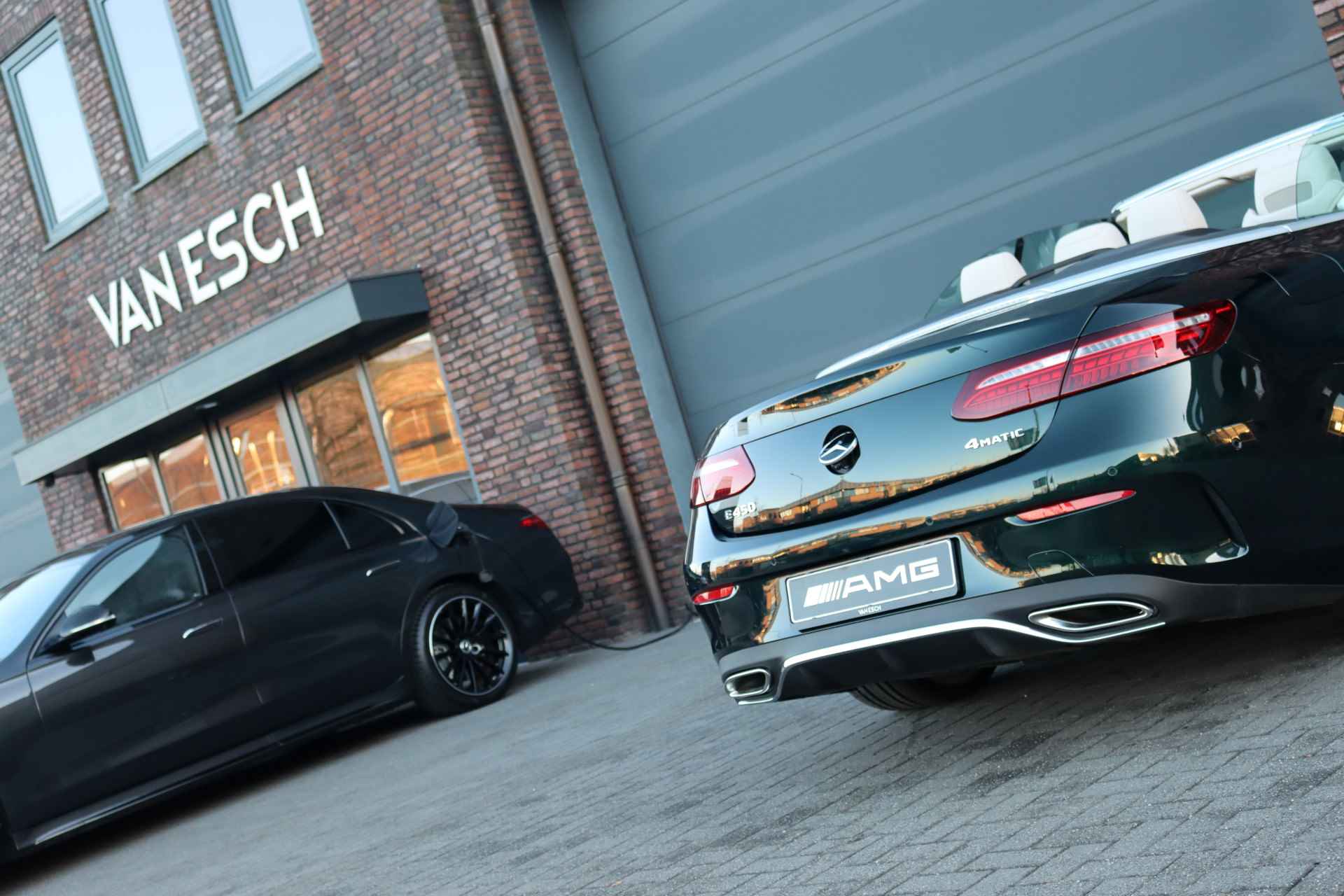 Mercedes-Benz E-Klasse Cabrio 450 4MATIC AMG Line Aut9 | Airmatic | Distronic+ | Carbon | Stoelventilatie | Verwarmd Stuurwiel | Burmester | HUD | Airscarf | Soft-Close | Memory | Massage | - 24/51