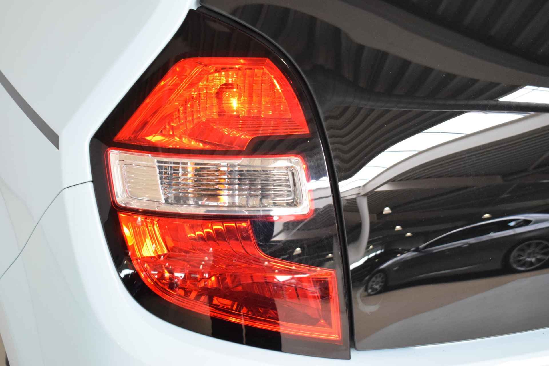 Renault Twingo 1.0 SCe Collection | 5-deurs | Cruise control | Elektrische zijspiegels | Airco | Climate control | - 9/32