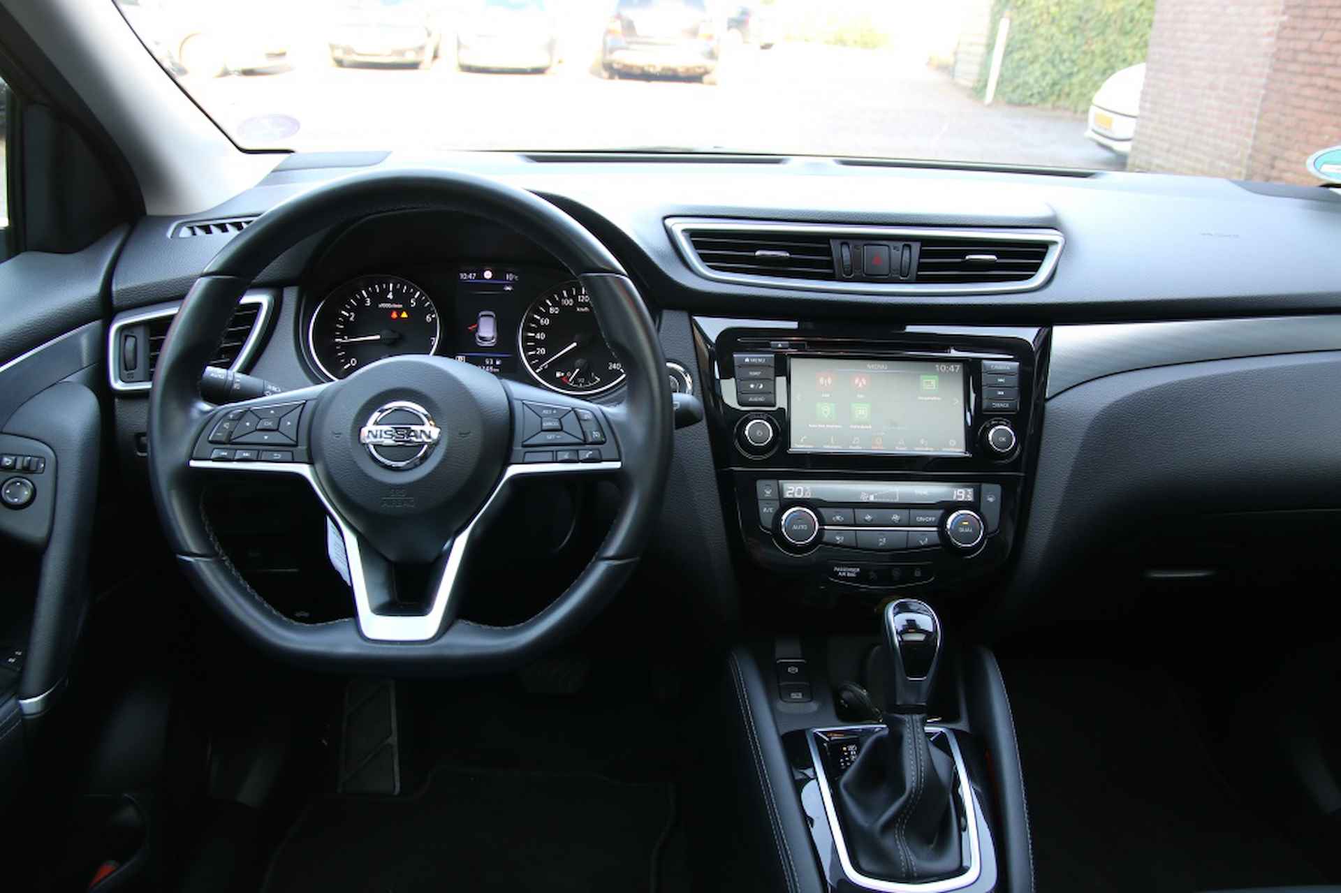 Nissan Qashqai 1.3 DIG-T Premium Ed | Apple carplay | Leer | ACC | Pano | 360 C - 4/33