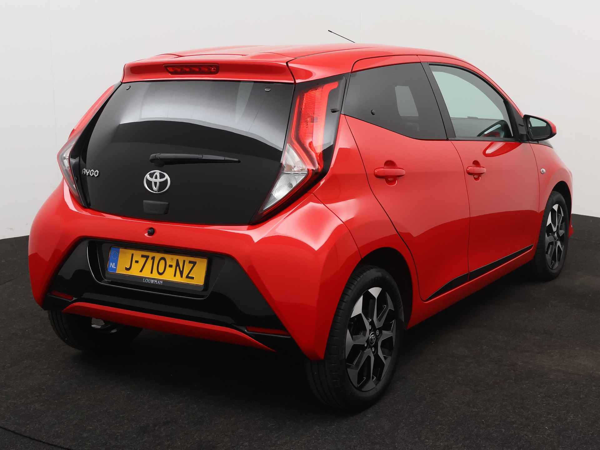 Toyota Aygo 1.0 VVT-i x-joy | Climate Control | Apple Carplay/Android Auto | Camera | - 18/41