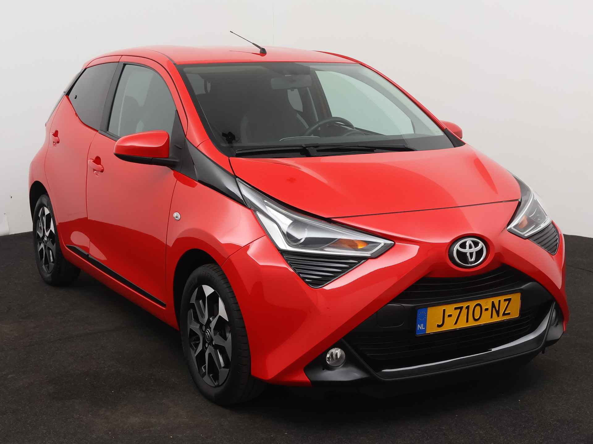 Toyota Aygo 1.0 VVT-i x-joy | Climate Control | Apple Carplay/Android Auto | Camera | - 29/41