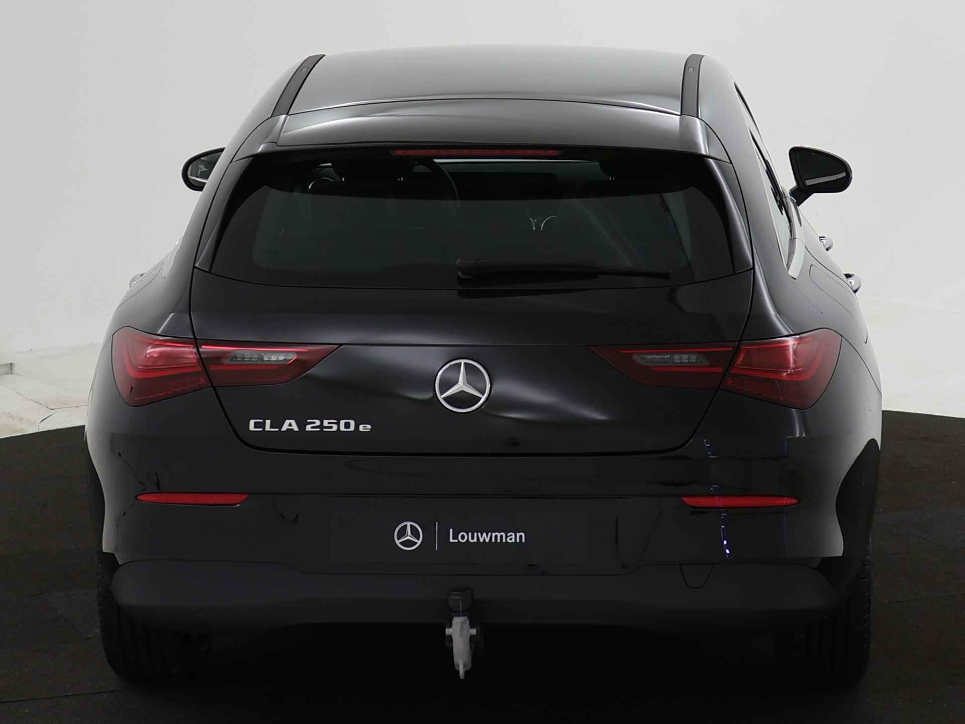 Mercedes-Benz CLA-Klasse Shooting Brake 250 e Star Edition | Trekhaak | Parkeerpakket met achteruitrijcamera | KEYLESS GO | Dodehoekassistent | USB pakket plus | 	Verwarmde stoelen vooraan | High-performance led-koplampen | - 25/38