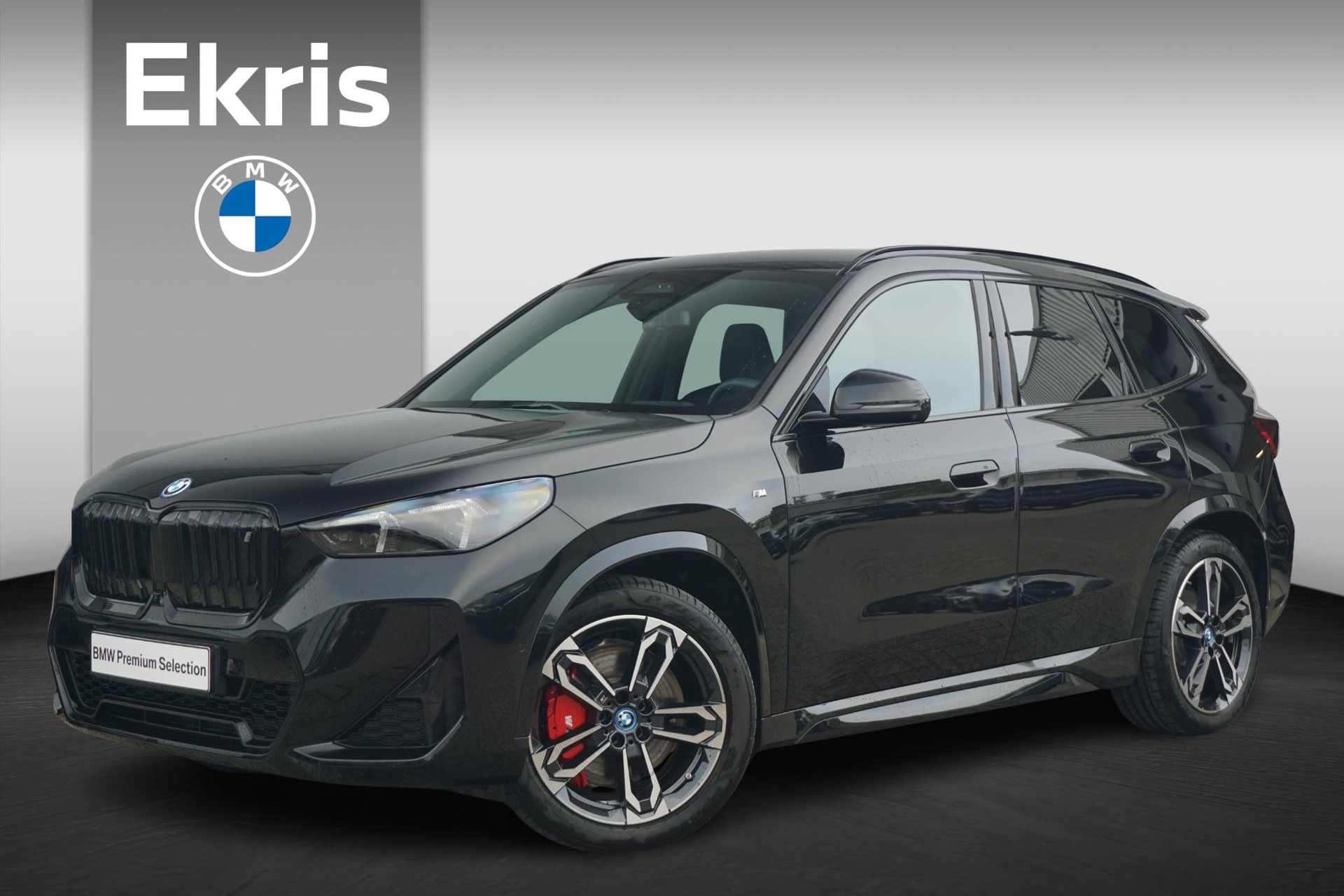 BMW iX1 xDrive30 M Sport Pro / Elektrische Stoelen / Harman Kardon