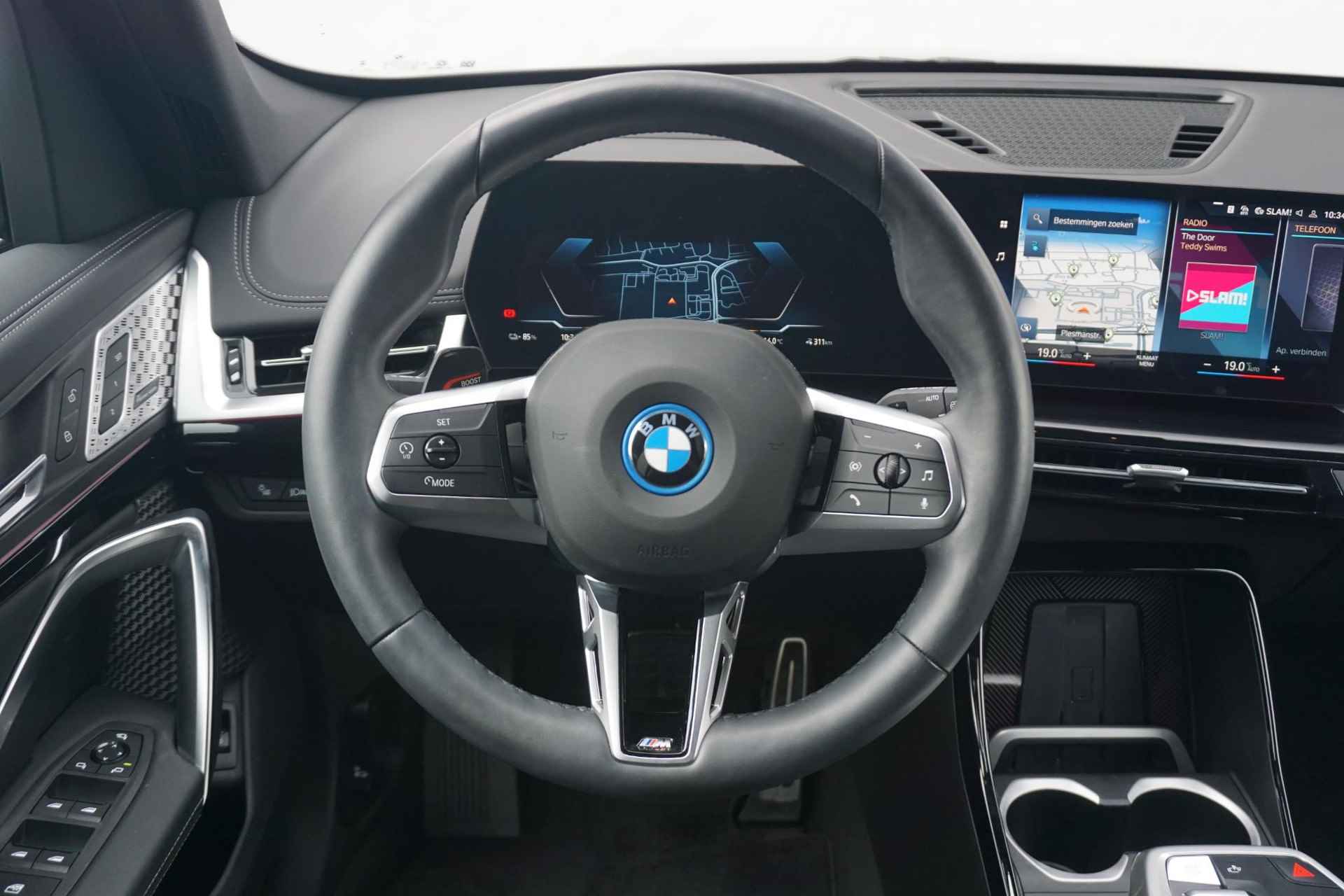 BMW iX1 xDrive30 M Sport Pro / Elektrische Stoelen / Harman Kardon - 10/25