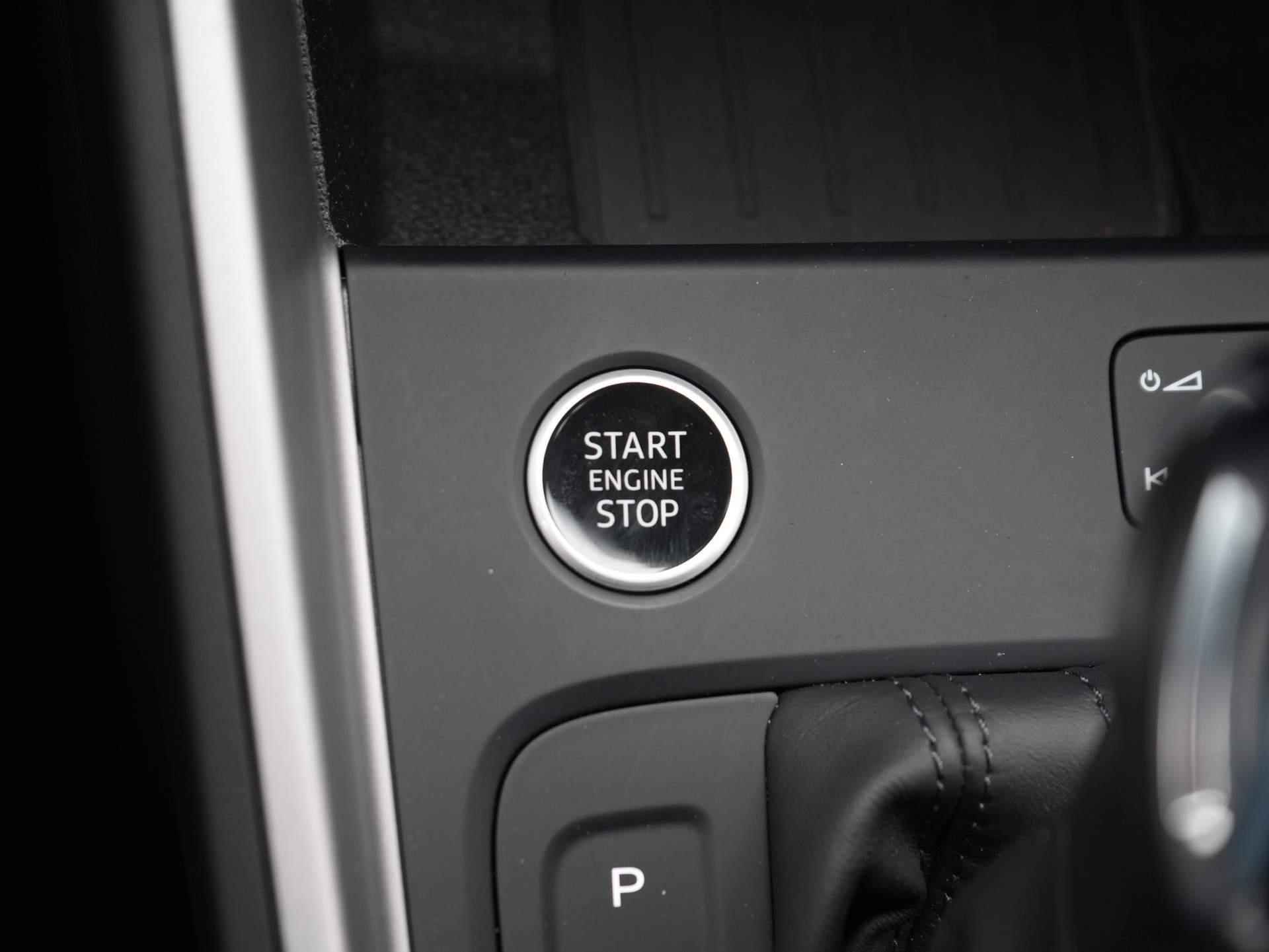 Audi A1 Sportback 25 TFSI Pro Line S App-Navi | Clima | Cruise | Camera | Stoelverwarming | LED - 25/43