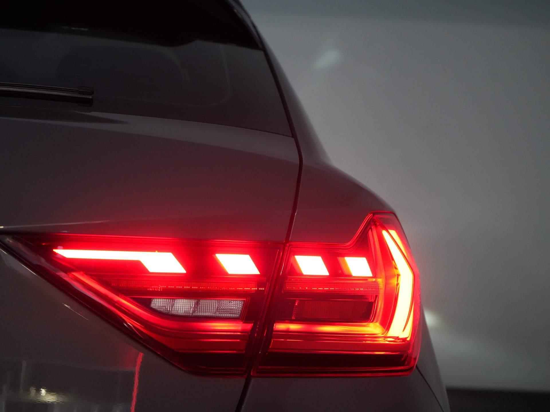 Audi A1 Sportback 25 TFSI Pro Line S App-Navi | Clima | Cruise | Camera | Stoelverwarming | LED - 43/43