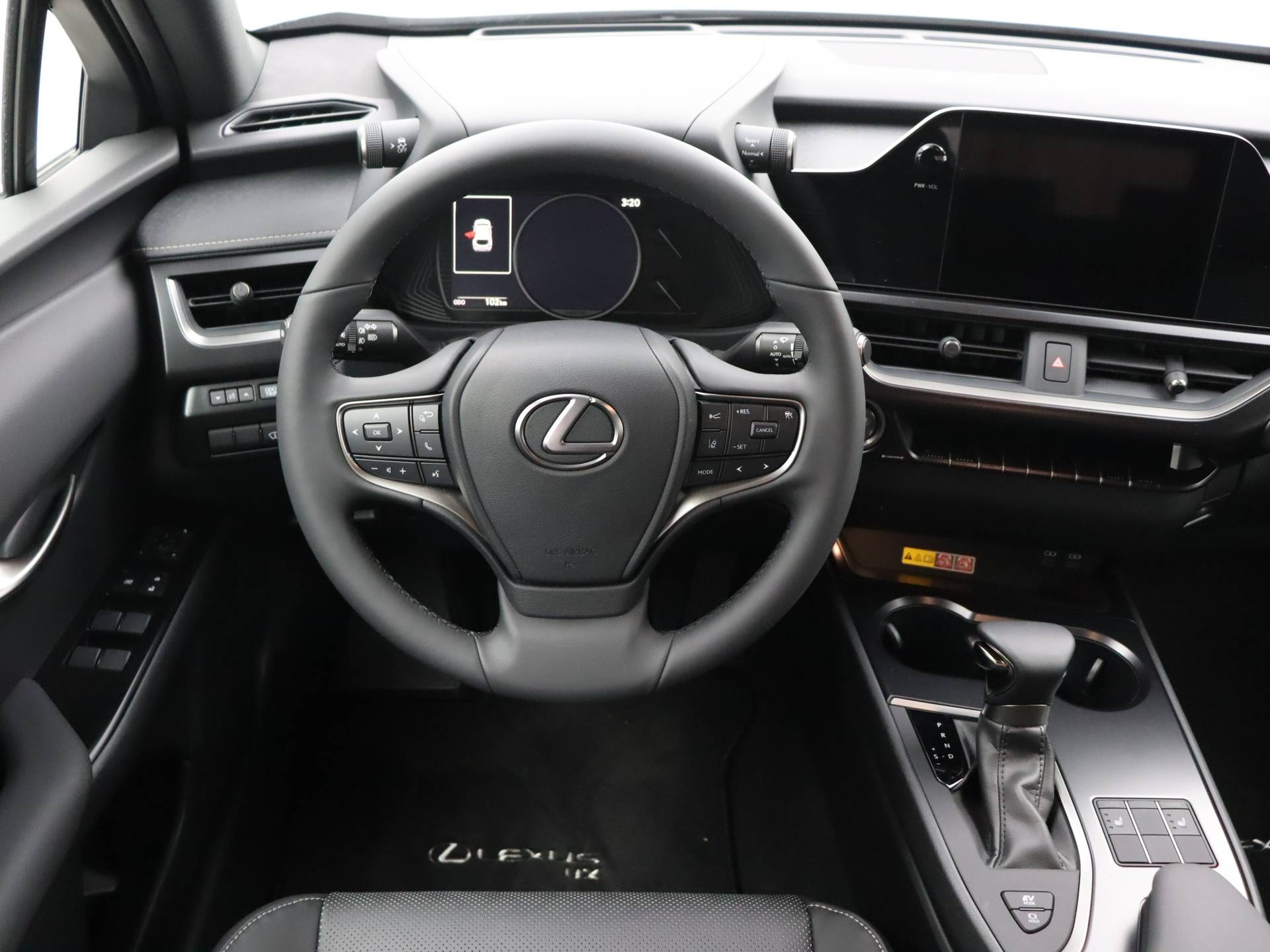 Lexus UX 250h Luxury Line | Leder | Dynamic Pack | Navigatie | Blind spot monitoring | Stoelverwarming | Triple LED verlichting | - 5/32