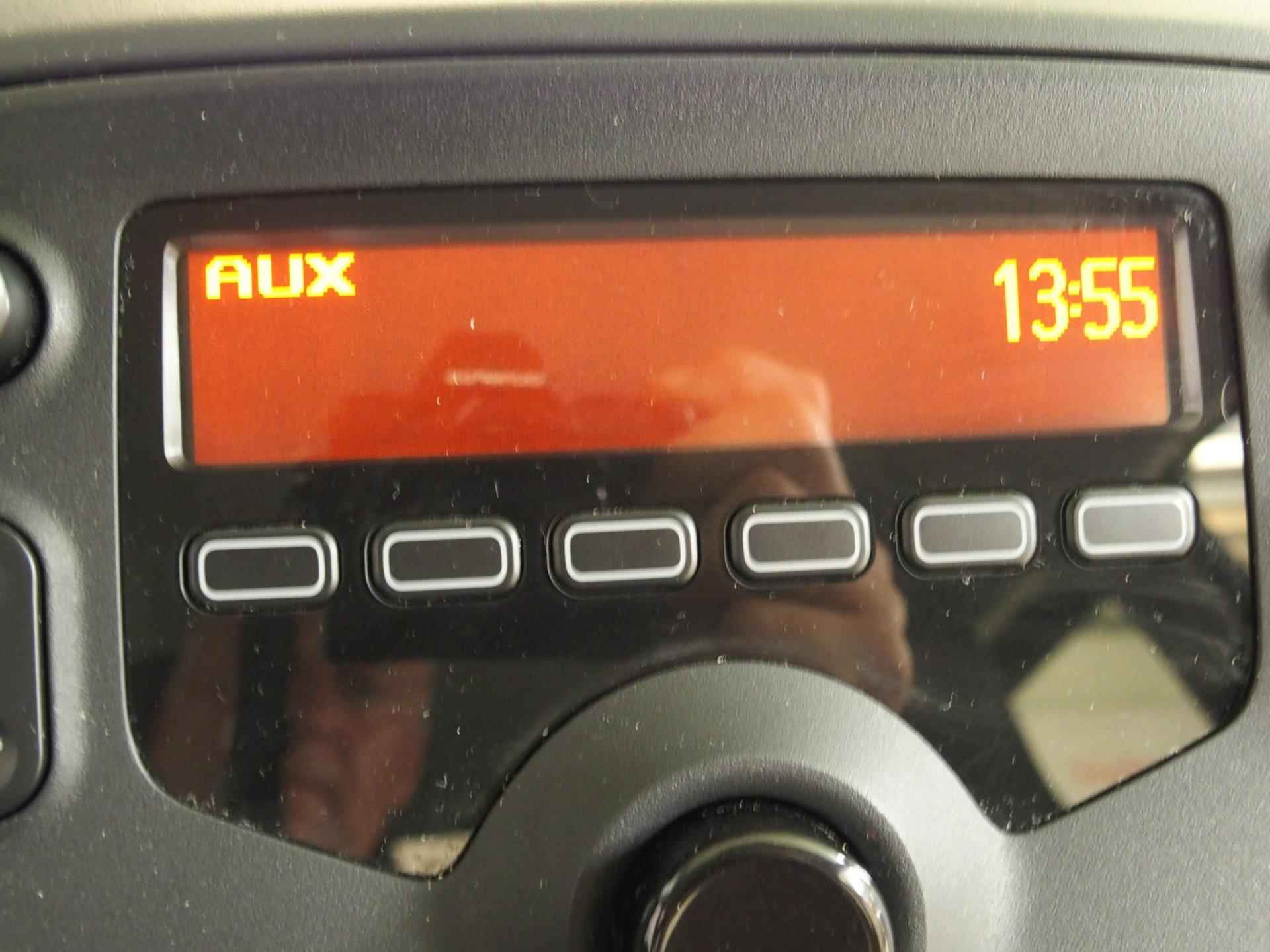 Toyota Aygo 1.0 VVT-i x-fun Airco DAB Radio USB Aux Cruise control - 13/21